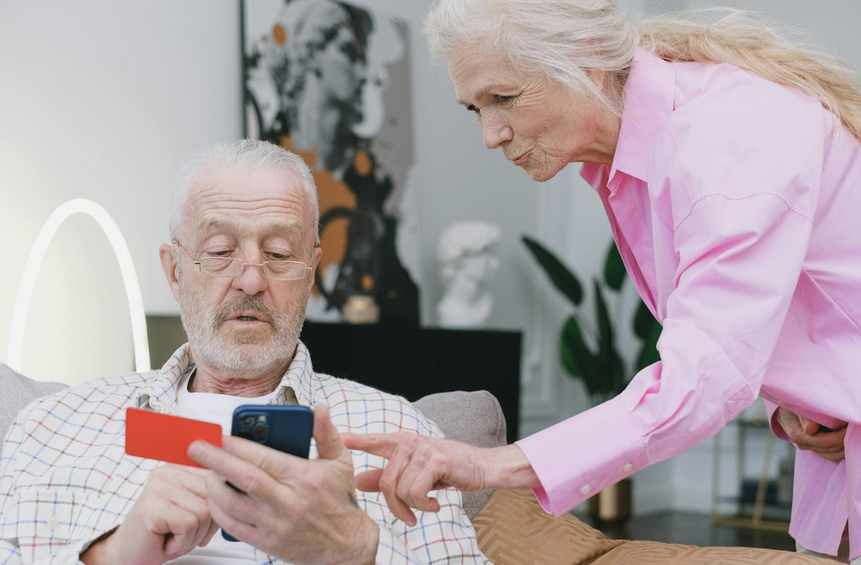 Ideal Living Arrangements for Seniors Who Want More Freedom