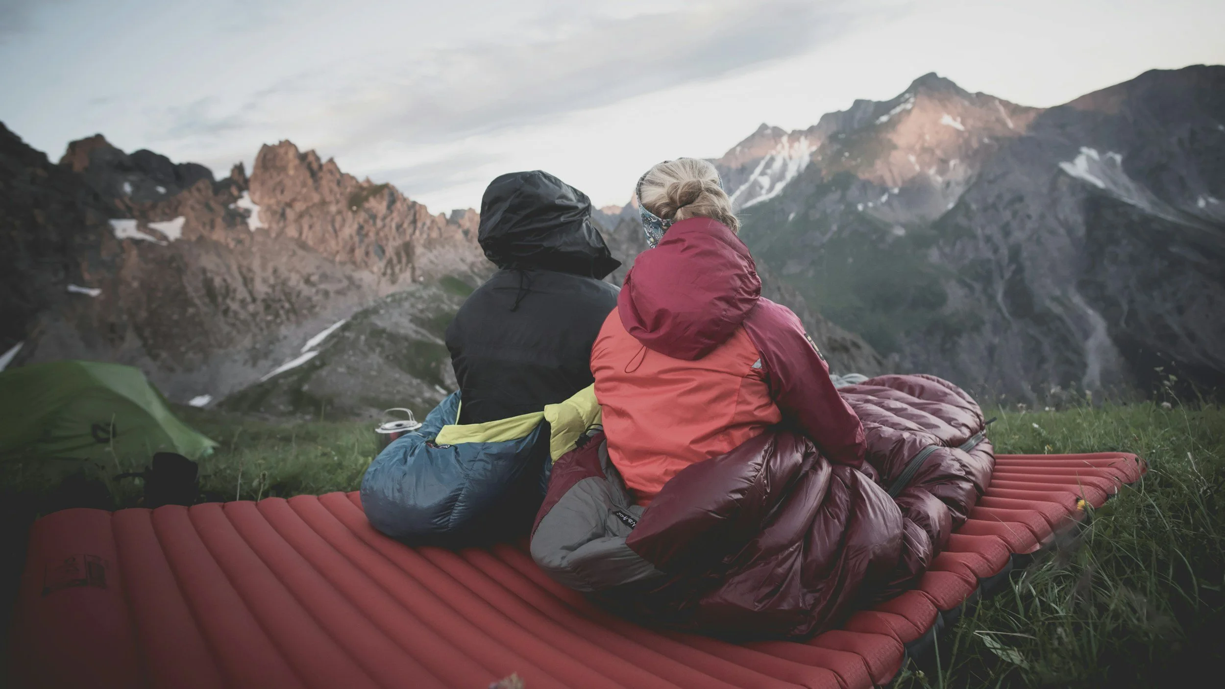 Choosing the Perfect Sleeping Bag: Your Camping Essential Guide