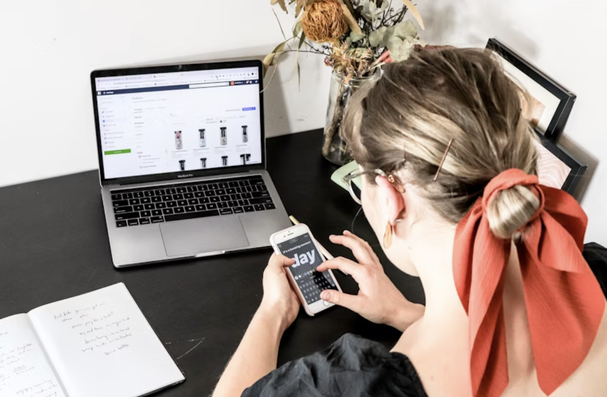 The Beginner’s Guide to Selling Products Online