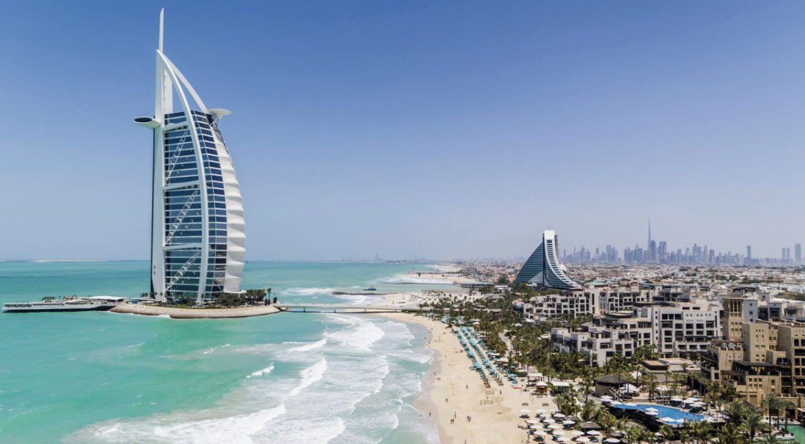 Sun, Sand, and Skyline: How to Explore Dubai’s Jumeirah Beach Like a Local