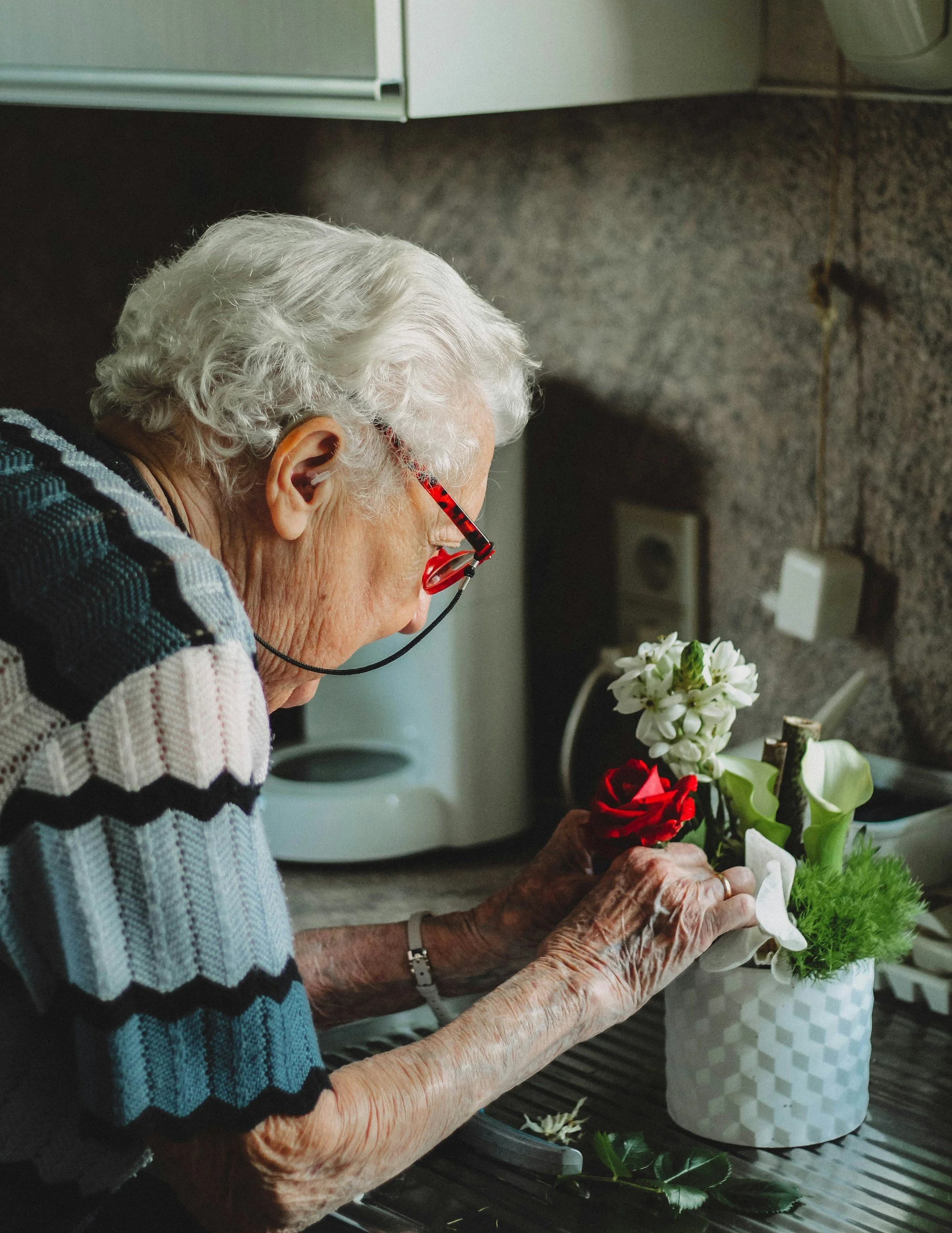 Essential Safety Tips for Seniors Living Independently