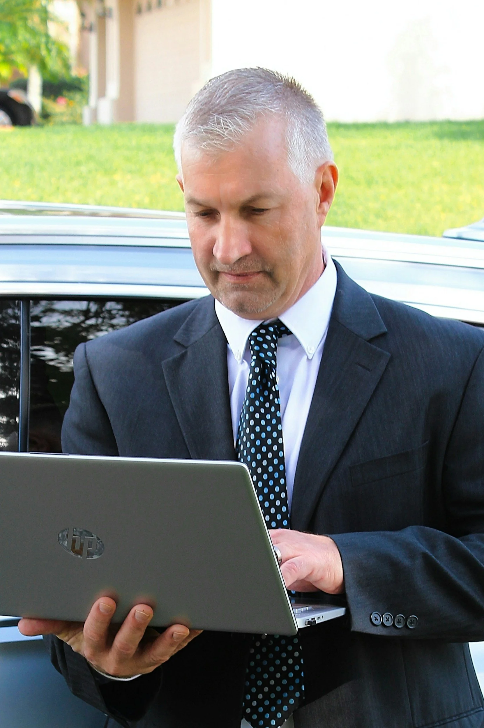 Why Hiring an Auto Injury Lawyer Can Change the Outcome of Your Case