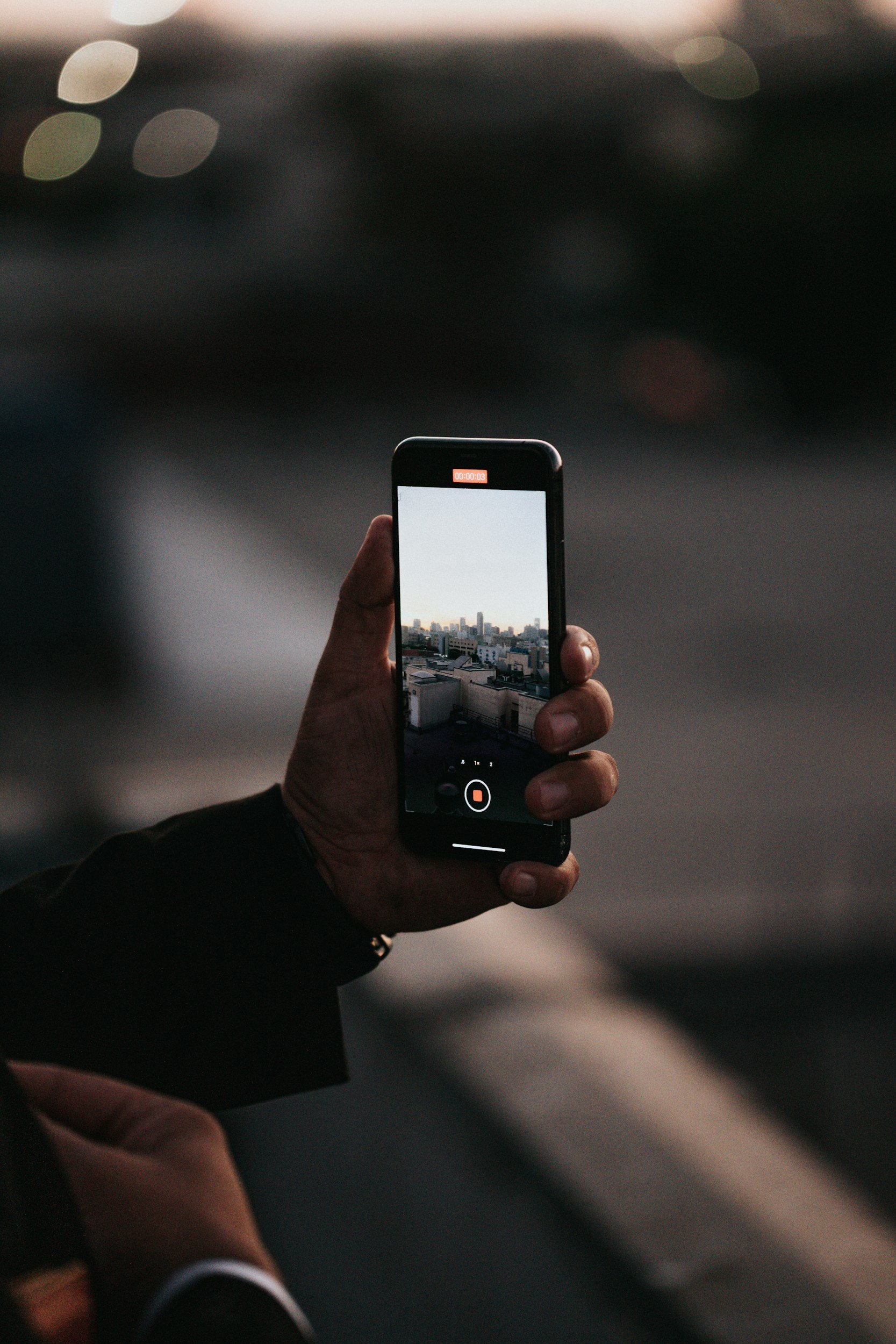 From Clicks to Clients: Starting a Mobile Photography Business Journey