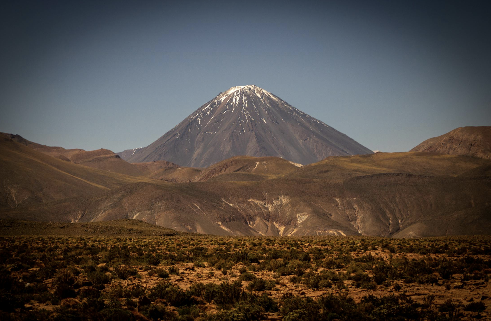 5 Tips for Capturing Light and Shadow in Desert Landscapes