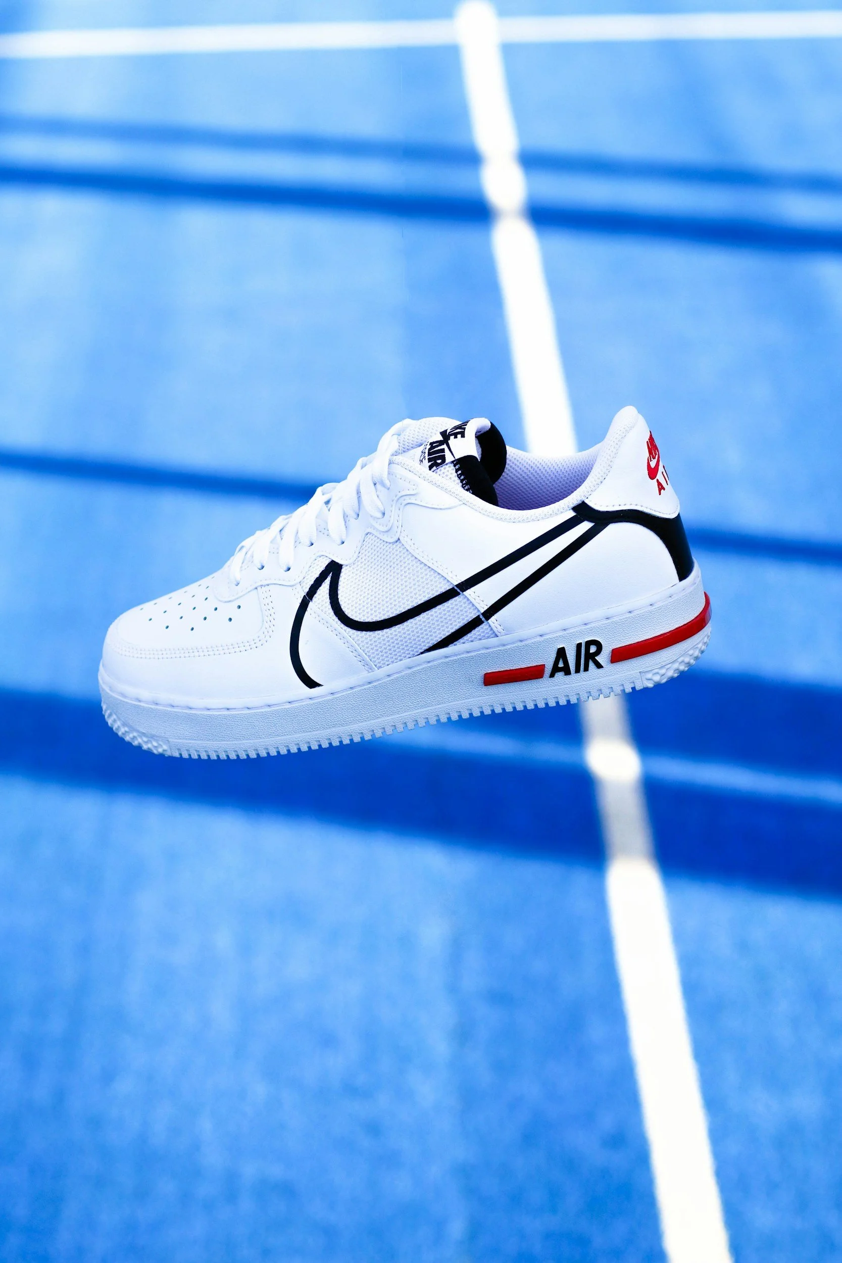 Stylish Sneaker Options for Casual and Streetwear Looks