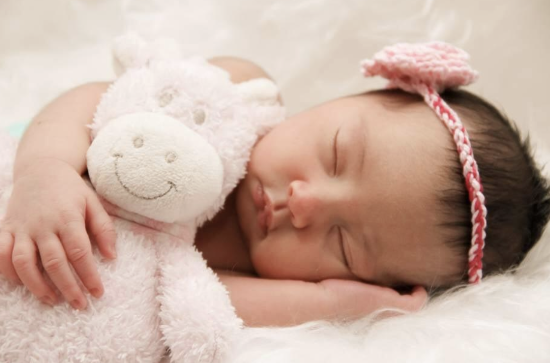 How to Make Bedtime Calmer and More Enjoyable for You and Your Child