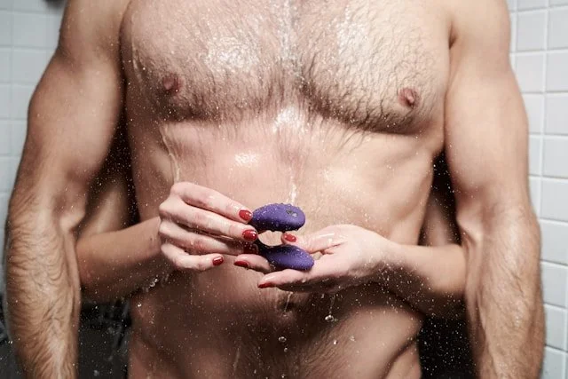 What types of male masturbators are there?