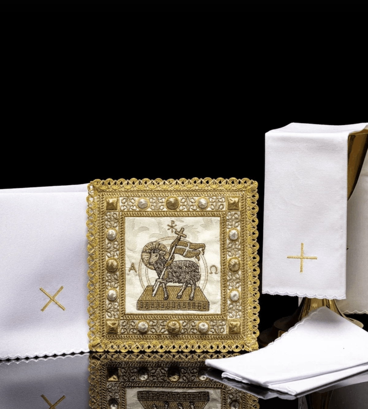 Modern Easter Chasubles: Trends in Embroidery and Design