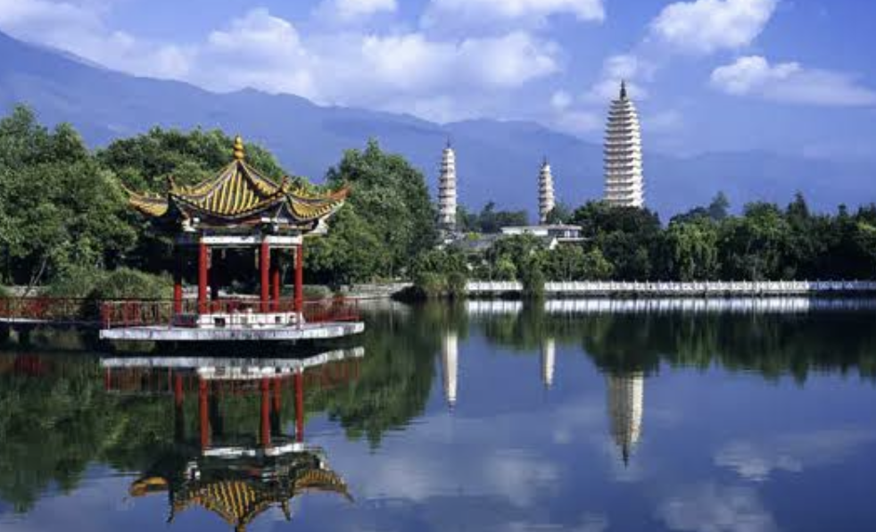 How to Get Around China Without Speaking a Word of Mandarin  