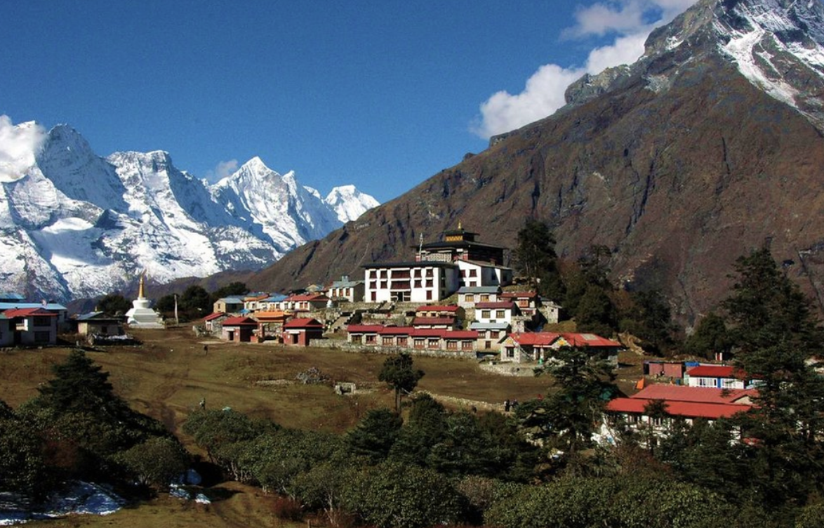 Luxury Everest Trek Food and Accommodation: What Makes It Different?