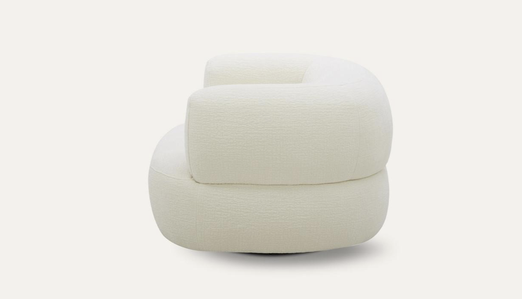 Why a Swivel Chair Might Be the Most Practical Seat in Your Home