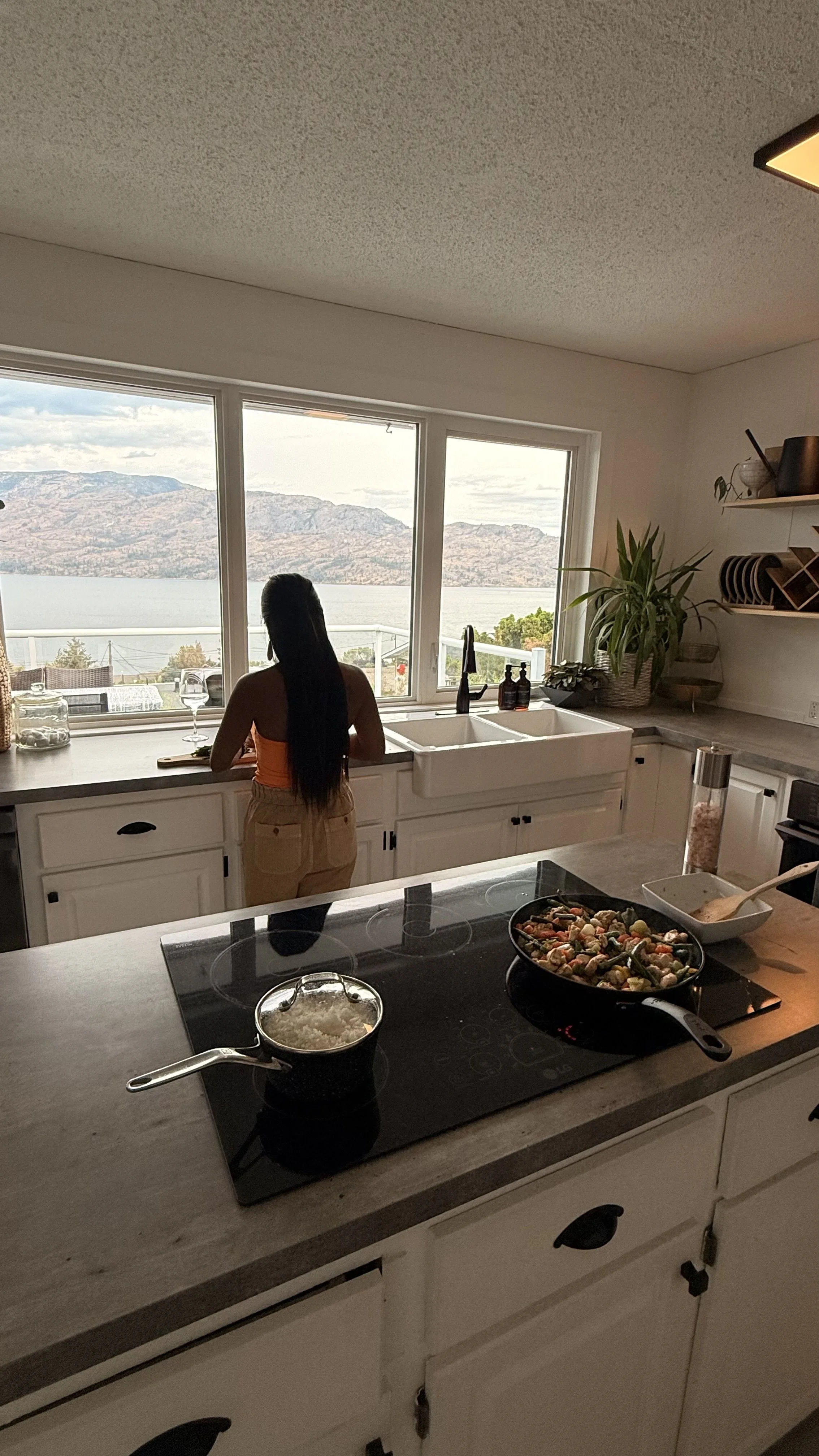 the kitchen of Khaluna Lake House