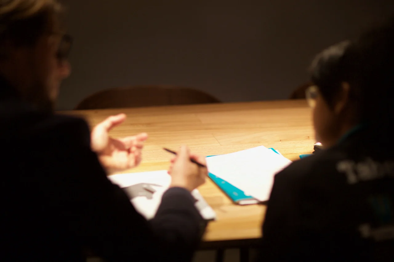 Enquiring Minds helping a Western Chances Scholar