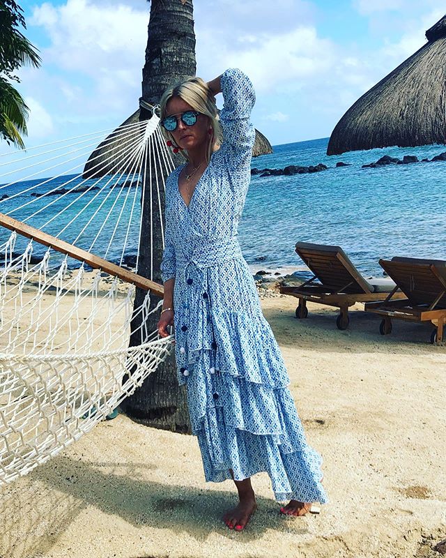 Blue 💙 on Blue 💙 Marais&rsquo;s limited edition lotus print Portofino maxi soaking up the sunshine ☀️ #beachdays #bohemianstyle #summervibes