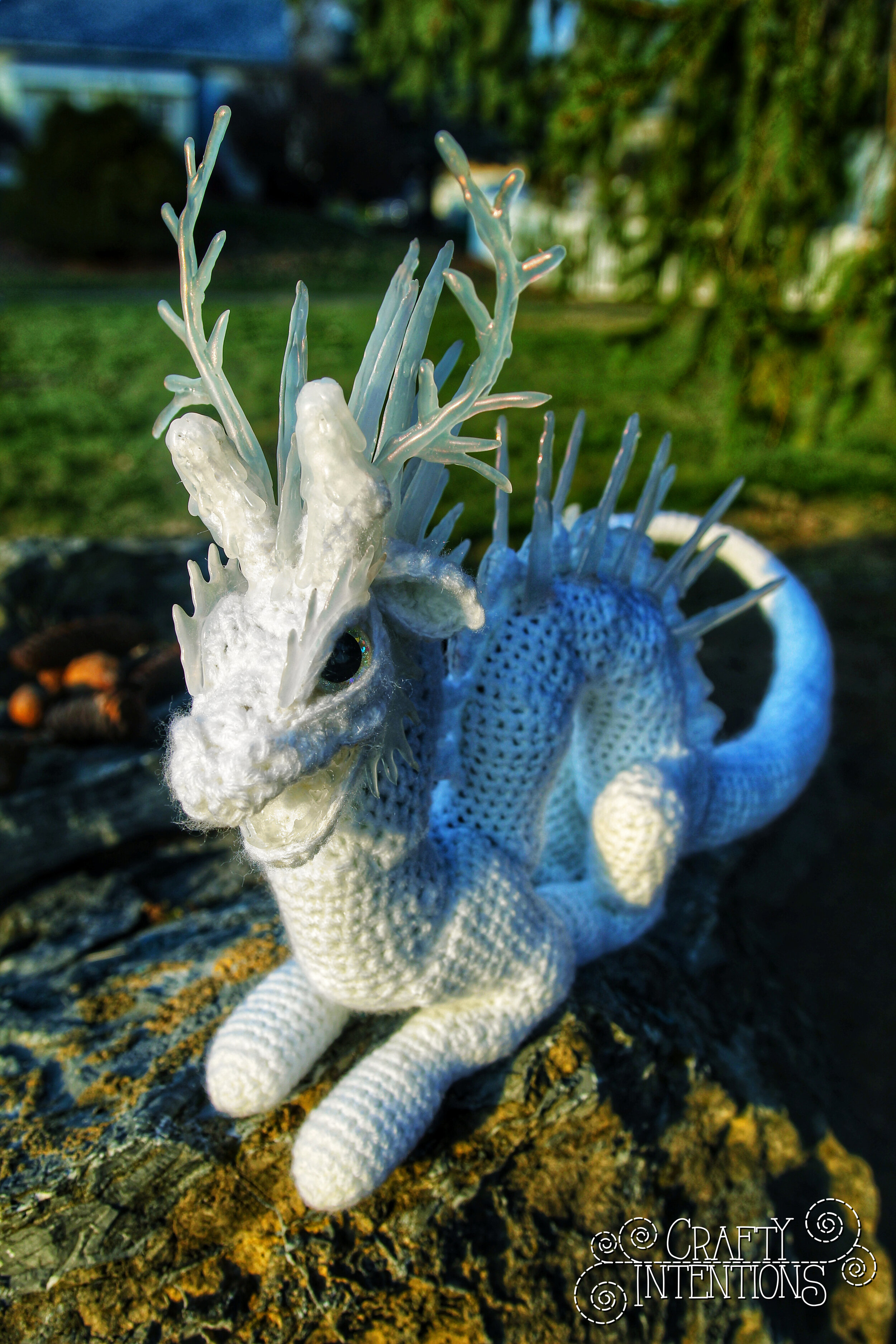 Small Eastern Dragon - White Ice Dragon Glue  (1)-02 with Logo.jpg