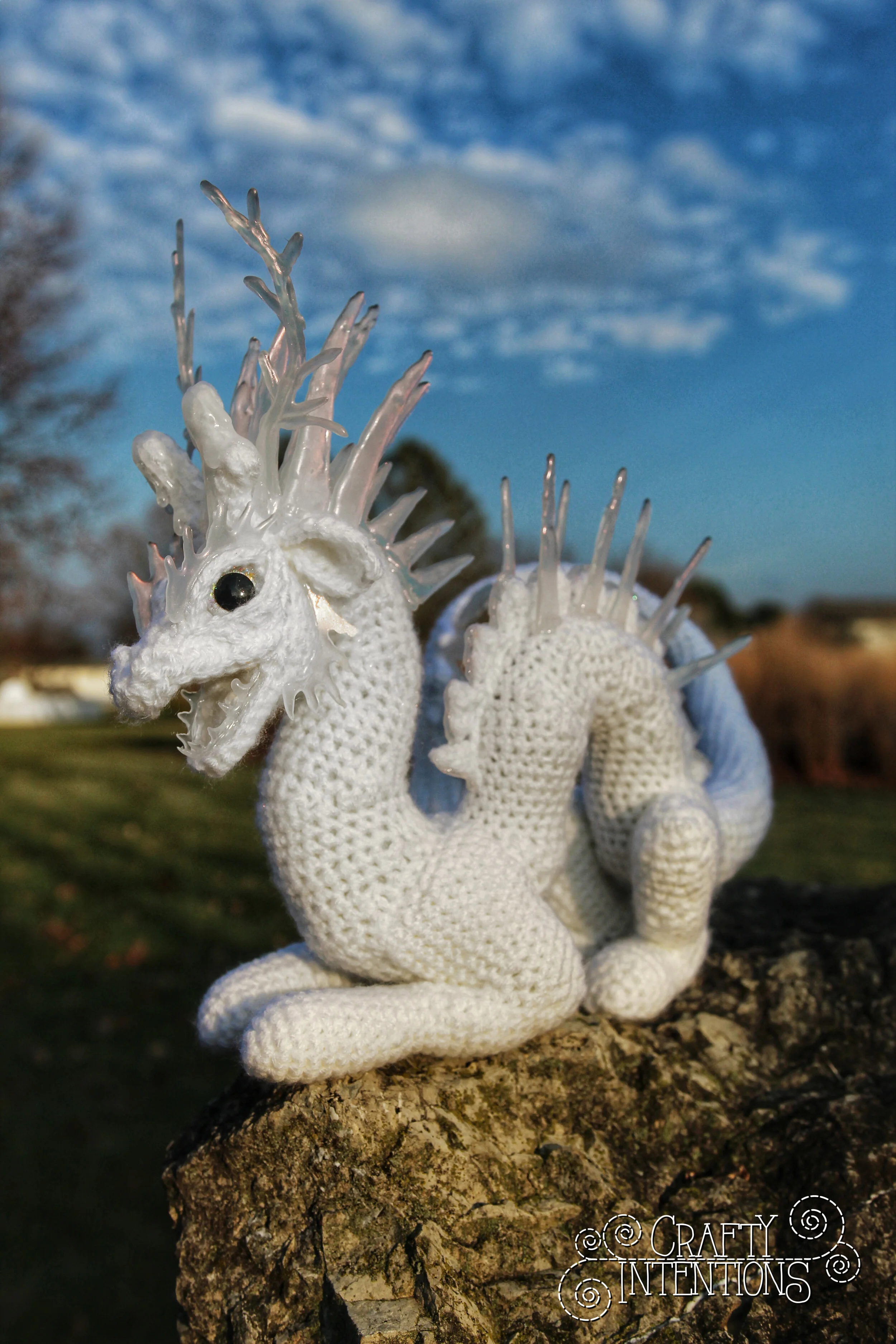 Small Eastern Dragon - White Ice Dragon Glue  (13)-01 with Logo.jpg