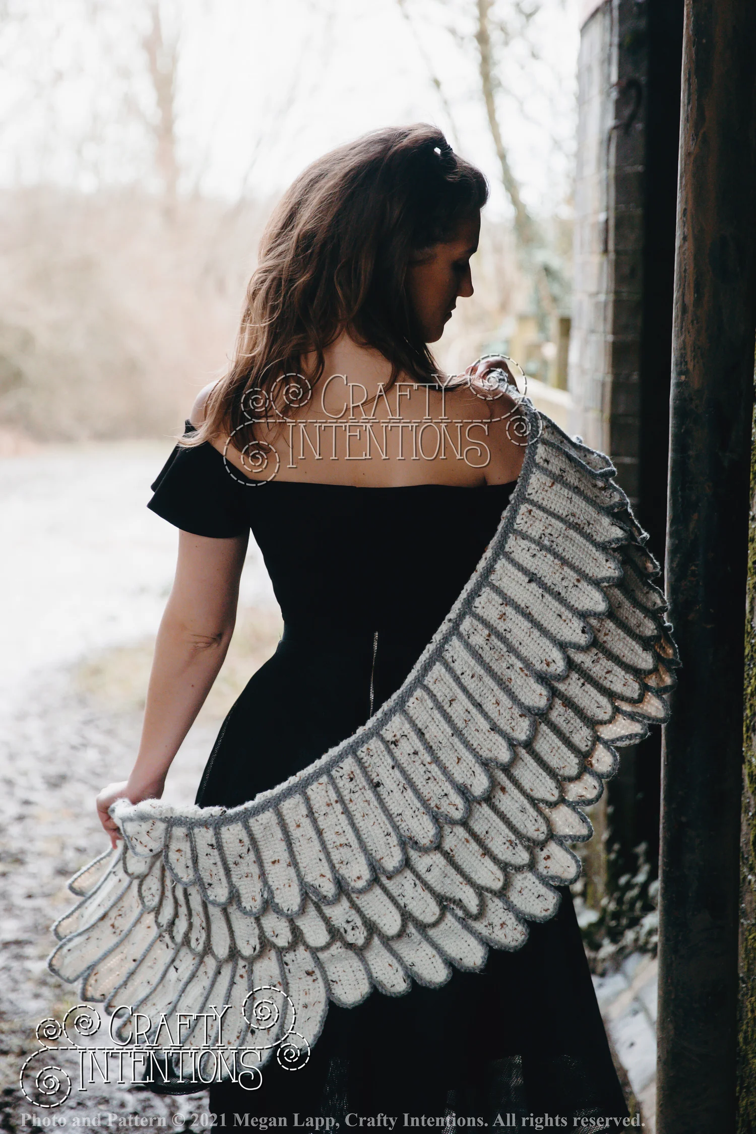 wing scarf