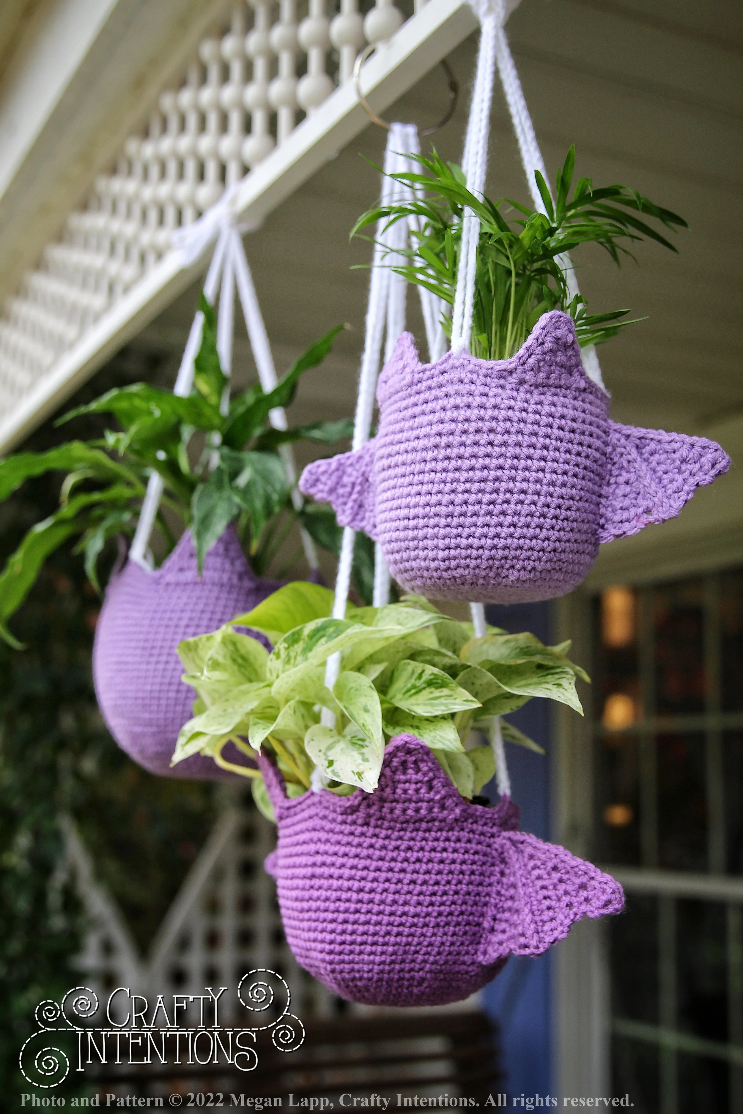 Hanging Bat Planters (9)-01 with copyright.jpg