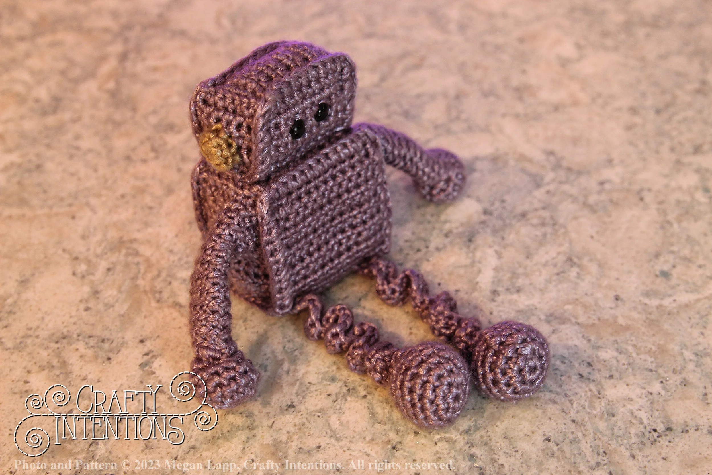 Small Robot Pattern Set 1 Head Style 4 Body Style 2 Hands Feet Style 4 Connection Style 1 and 5 Decor Style 5 (4)-01 with logo and copyright.jpg