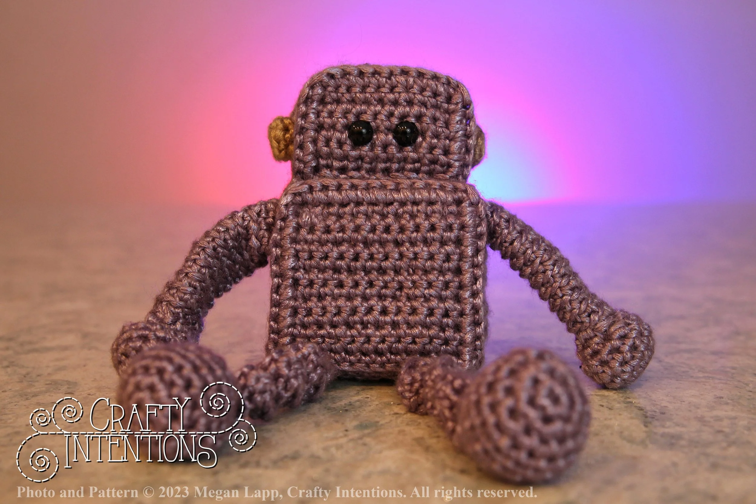 Small Robot Pattern Set 1 Head Style 4 Body Style 2 Hands Feet Style 4 Connection Style 1 and 5 Decor Style 5 (5)-01 with logo and copyright.jpg