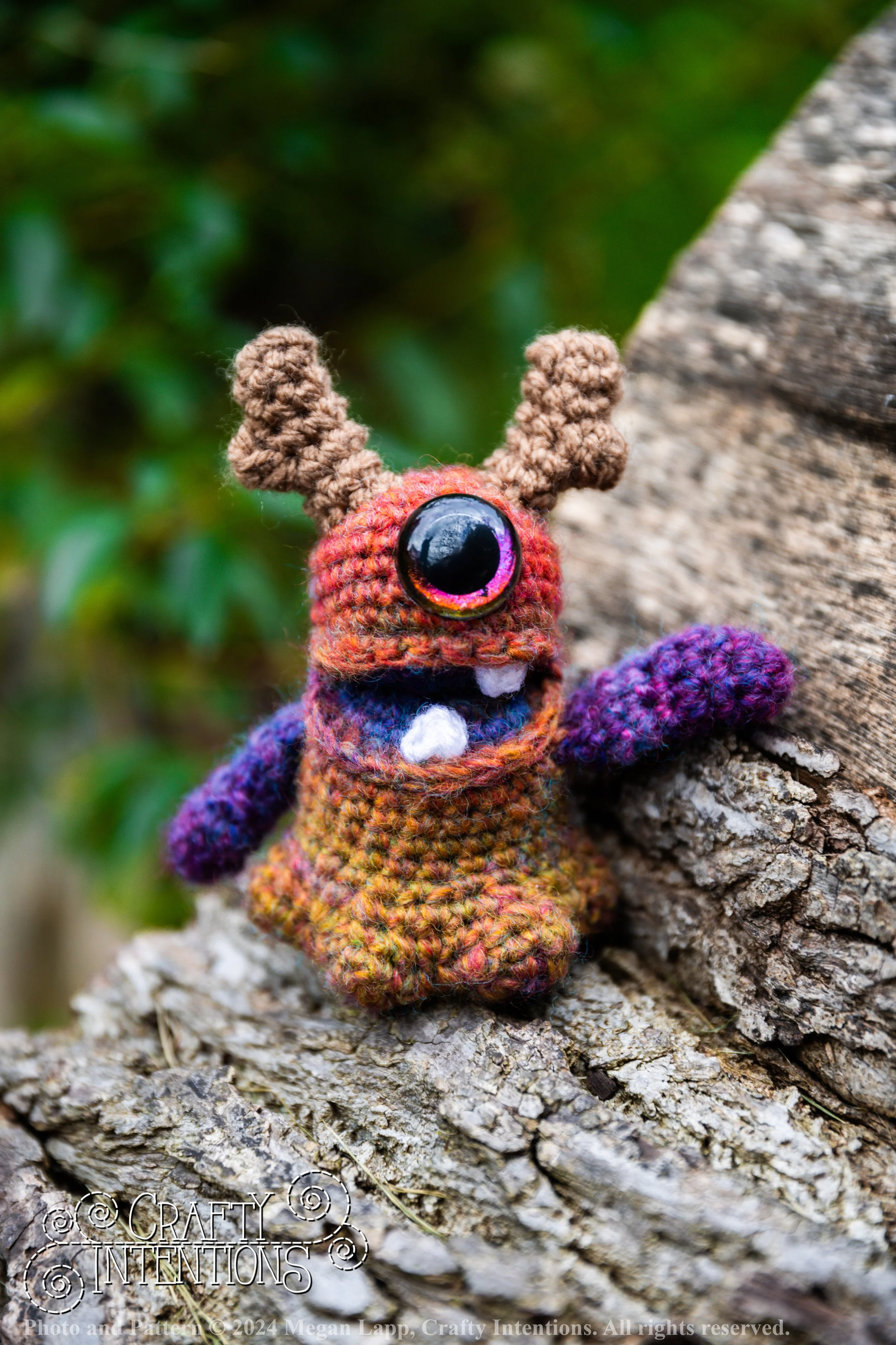 IMG_1408-Edited Baby blobs with logo and copyright.jpg