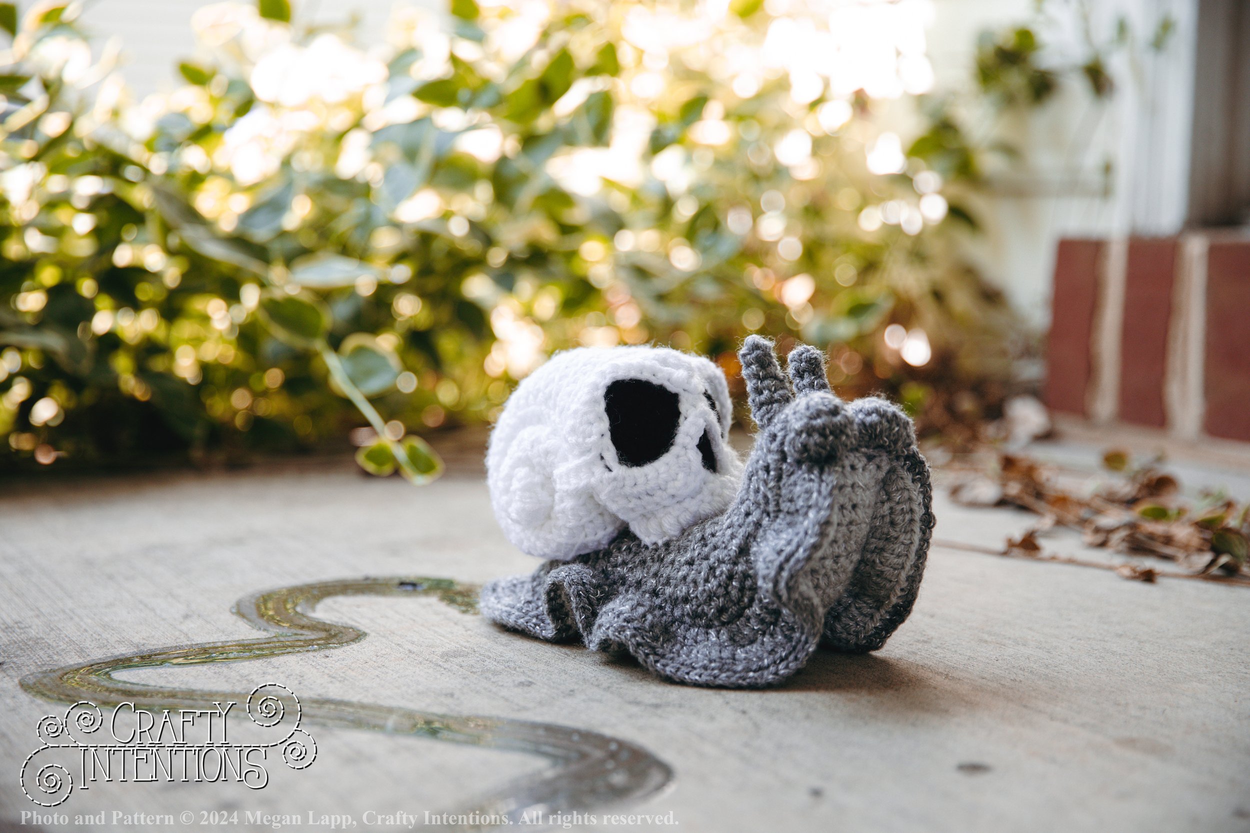 IMG_1878-Edited Skull Snails with logo and copyright.jpg