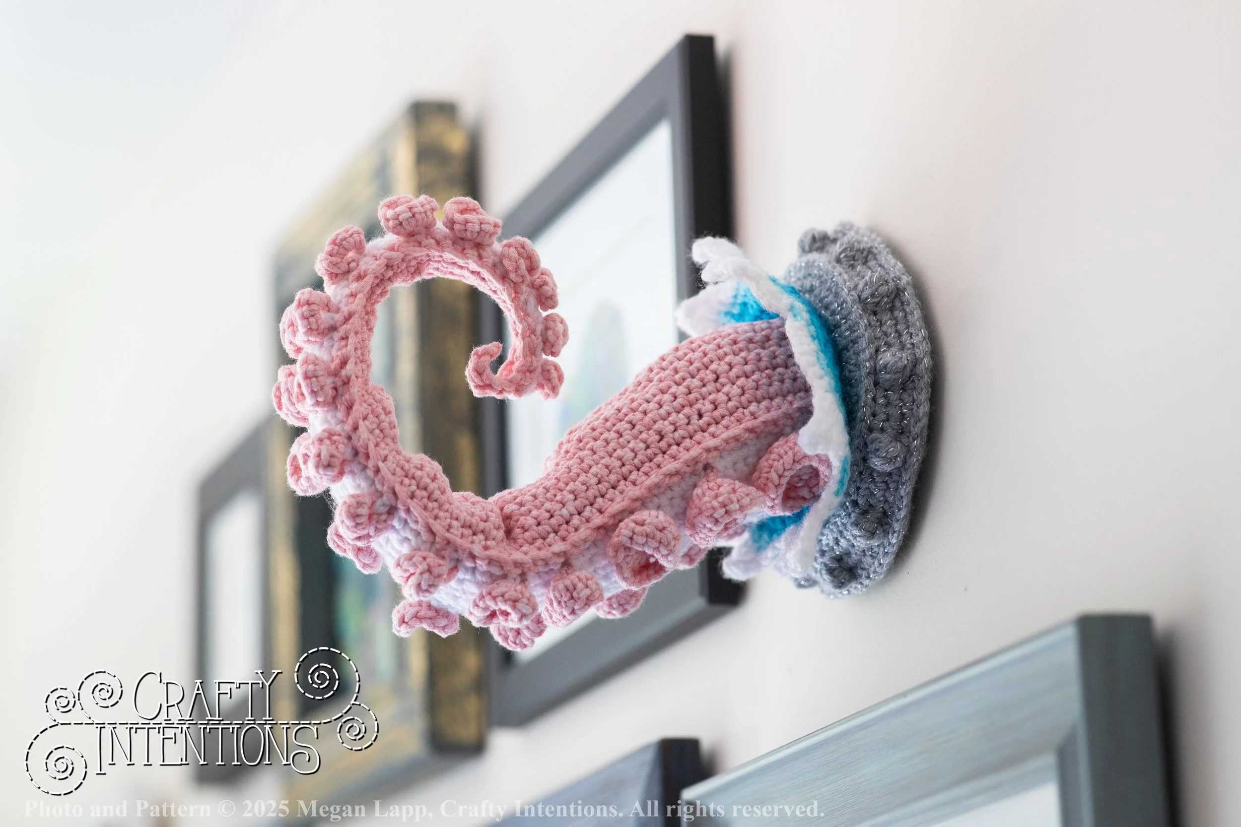 IMG_9384Edited porthole tenticle wlac.jpg