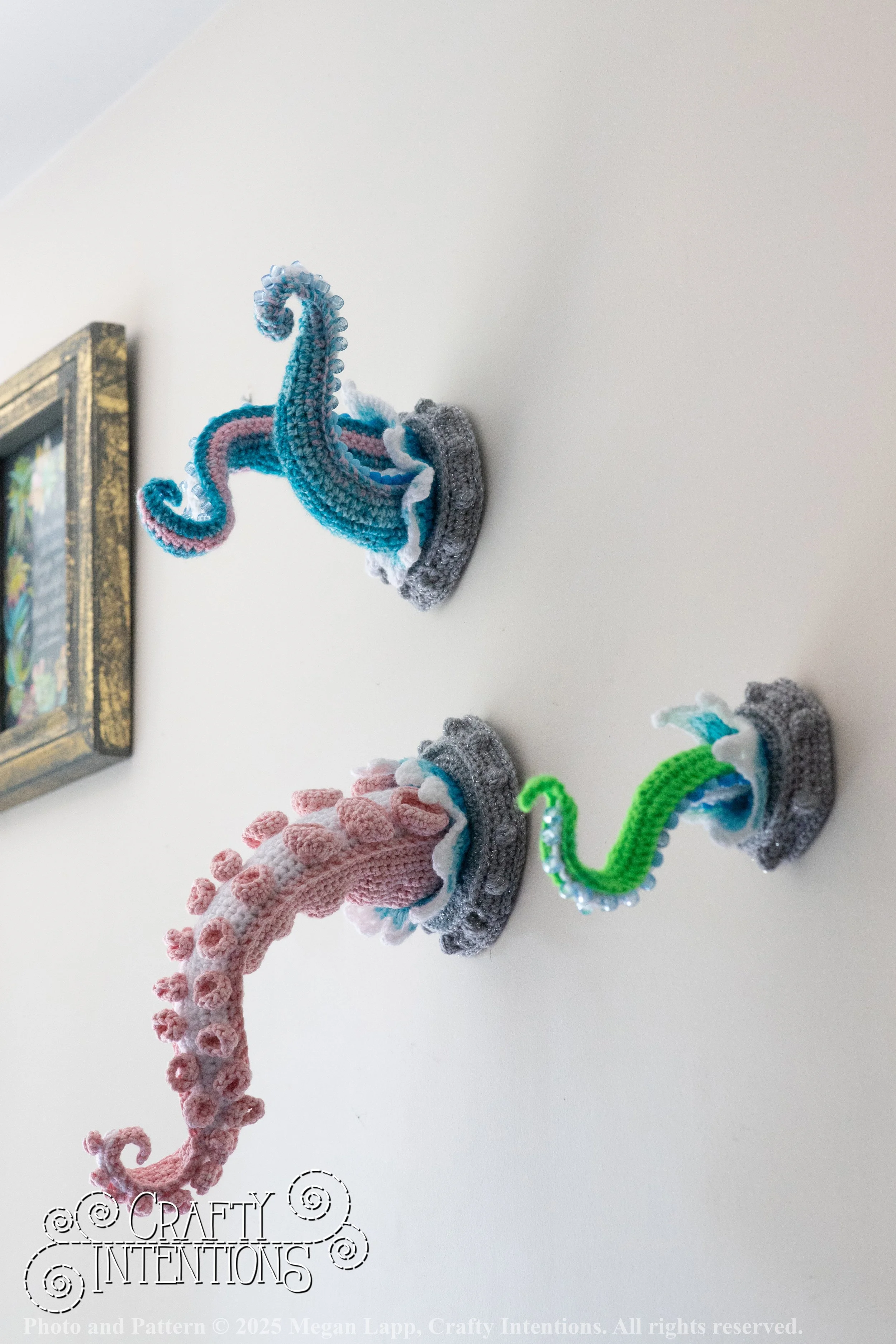 IMG_9492Edited porthole tenticle2 wlac.jpg