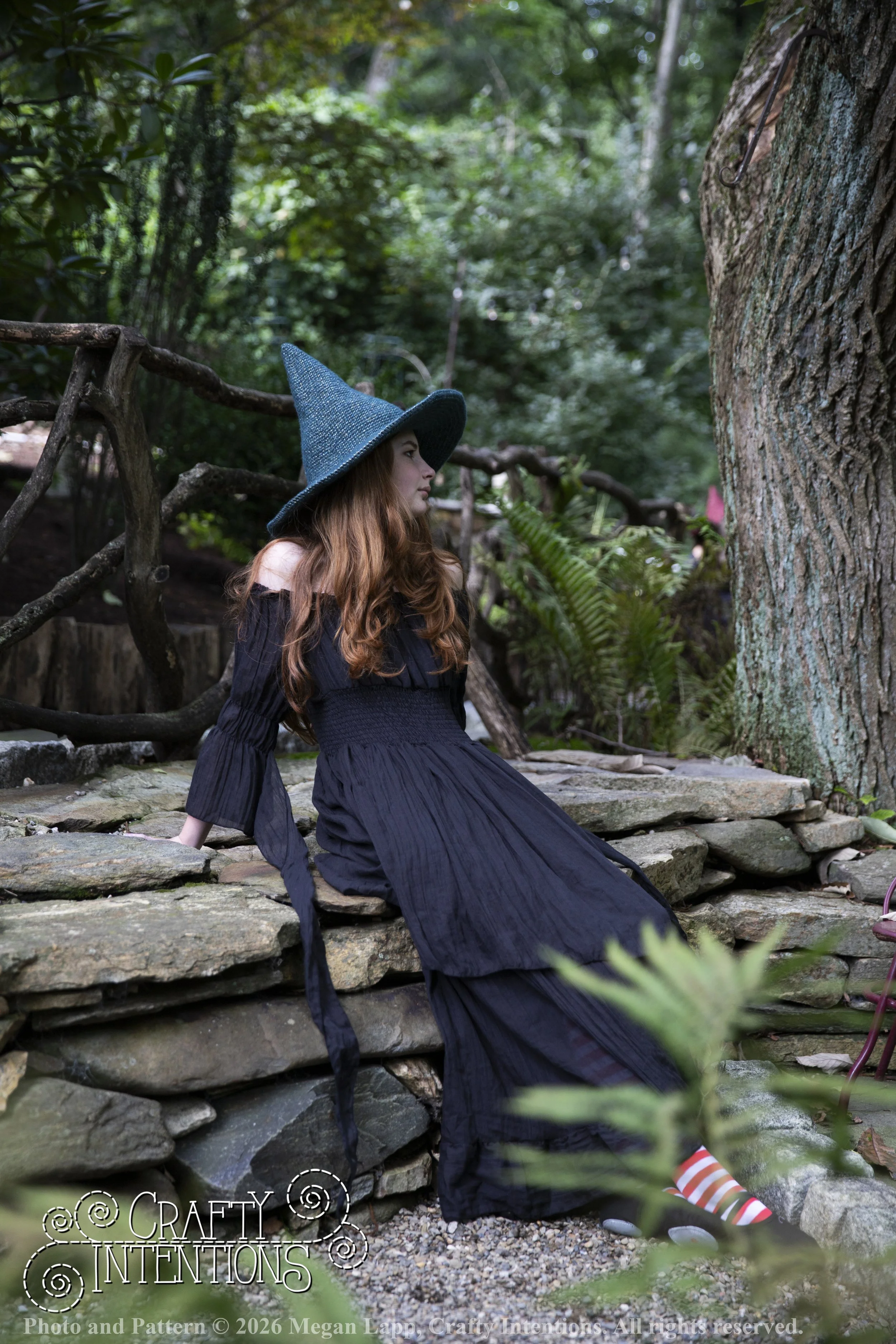 IMG_2885Barbsgardenwitchhatedited wlac.jpg