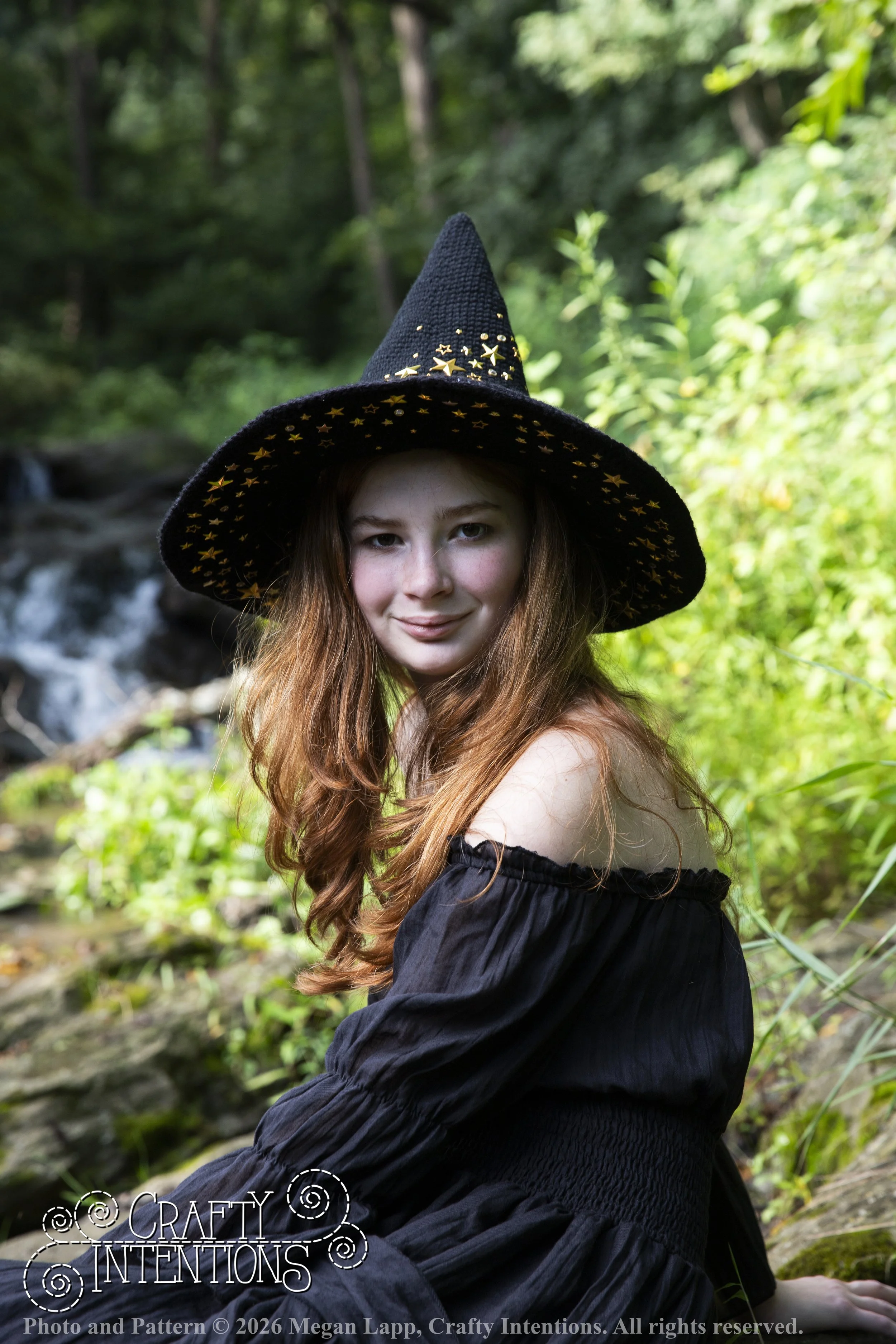 IMG_3308Barbsgardenwitchhatedited wlac.jpg