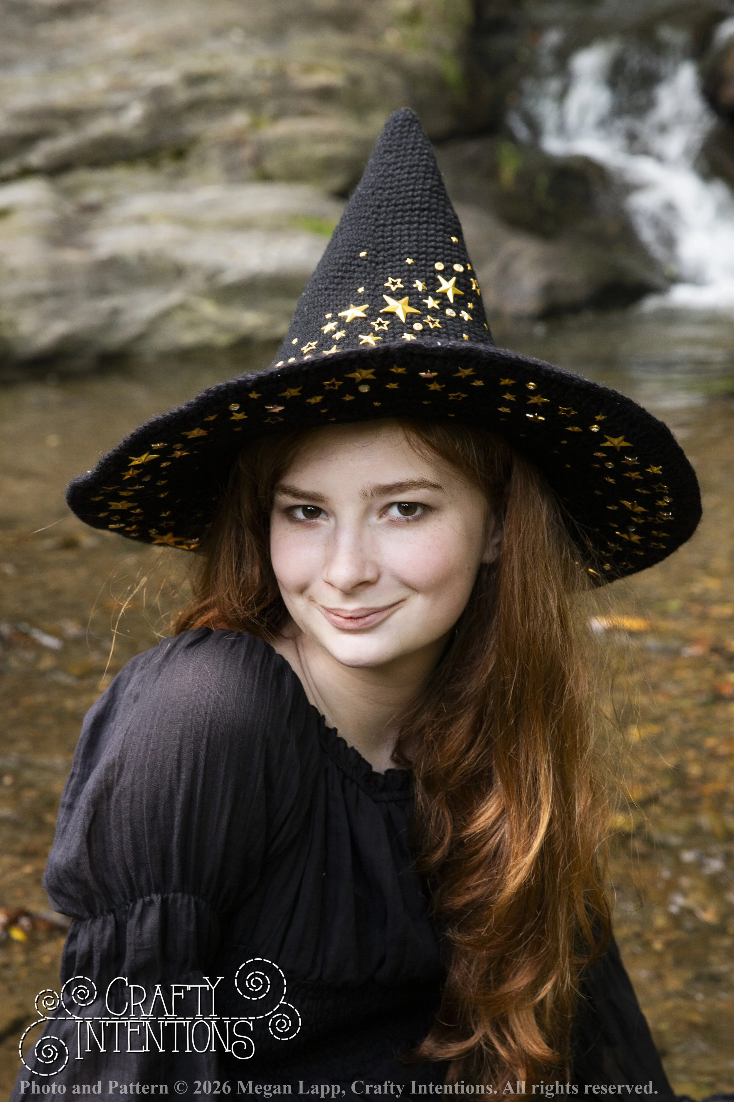 IMG_3908Barbsgardenwitchhatedited wlac.jpg