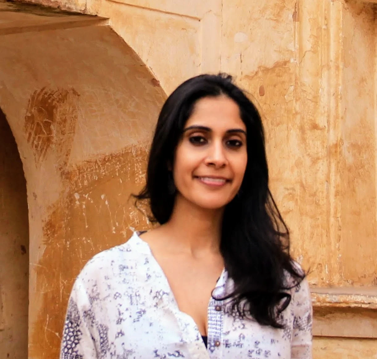 Episode 12: Shuchi Saraswat (35) - writer / curator of Transnational Literature Series and book buyer at Brookline Booksmith