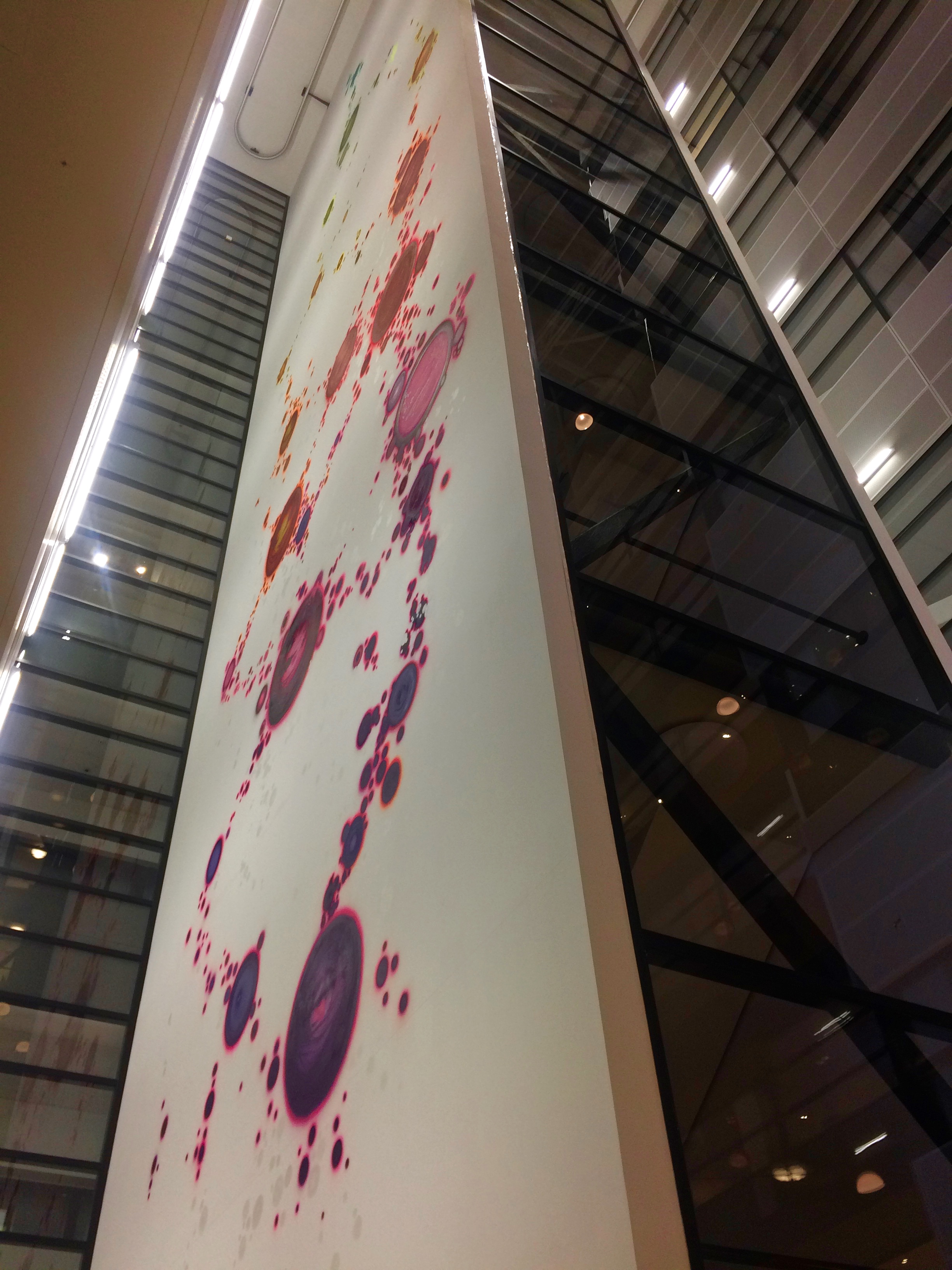 Such as two 25m high graffiti murals (by Kollektivet Livet)…