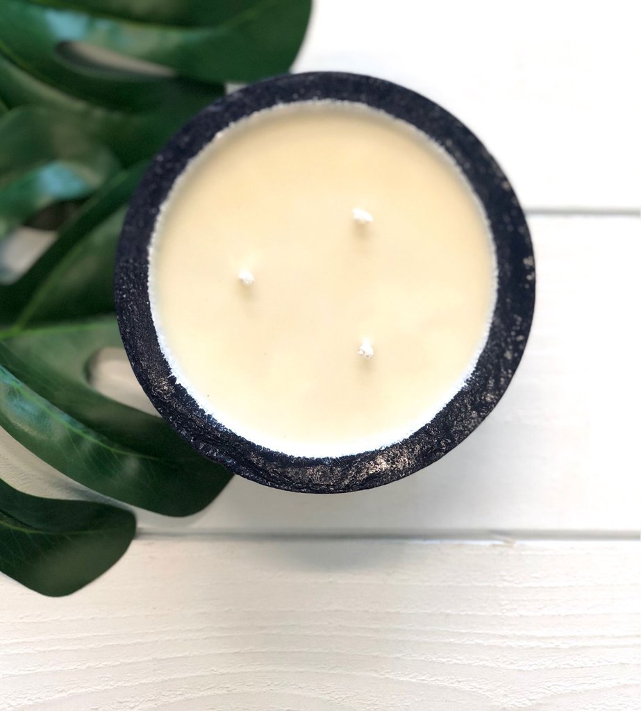 plum sea salt candle 2.jpg