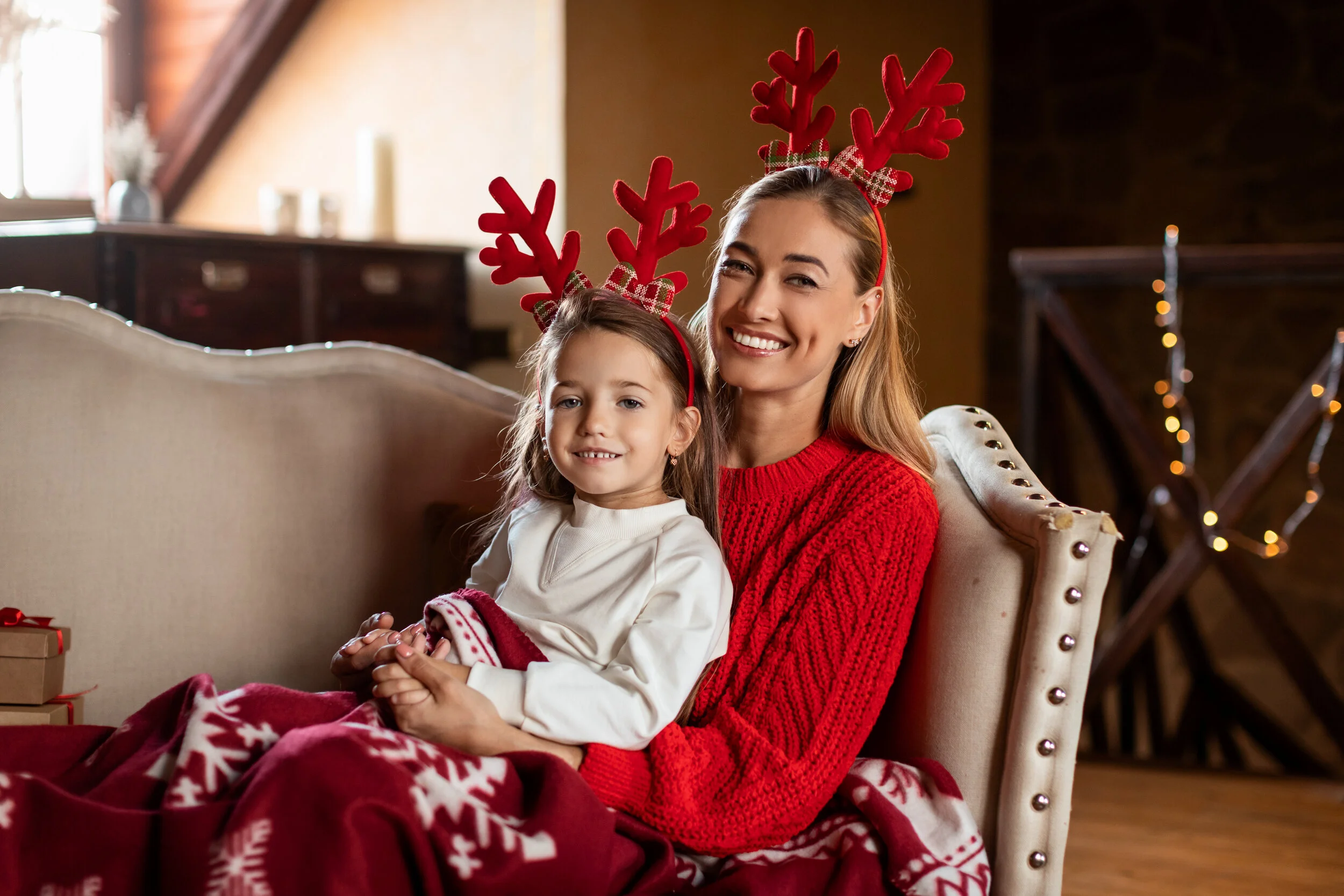 Now Booking Holiday Family Portraits