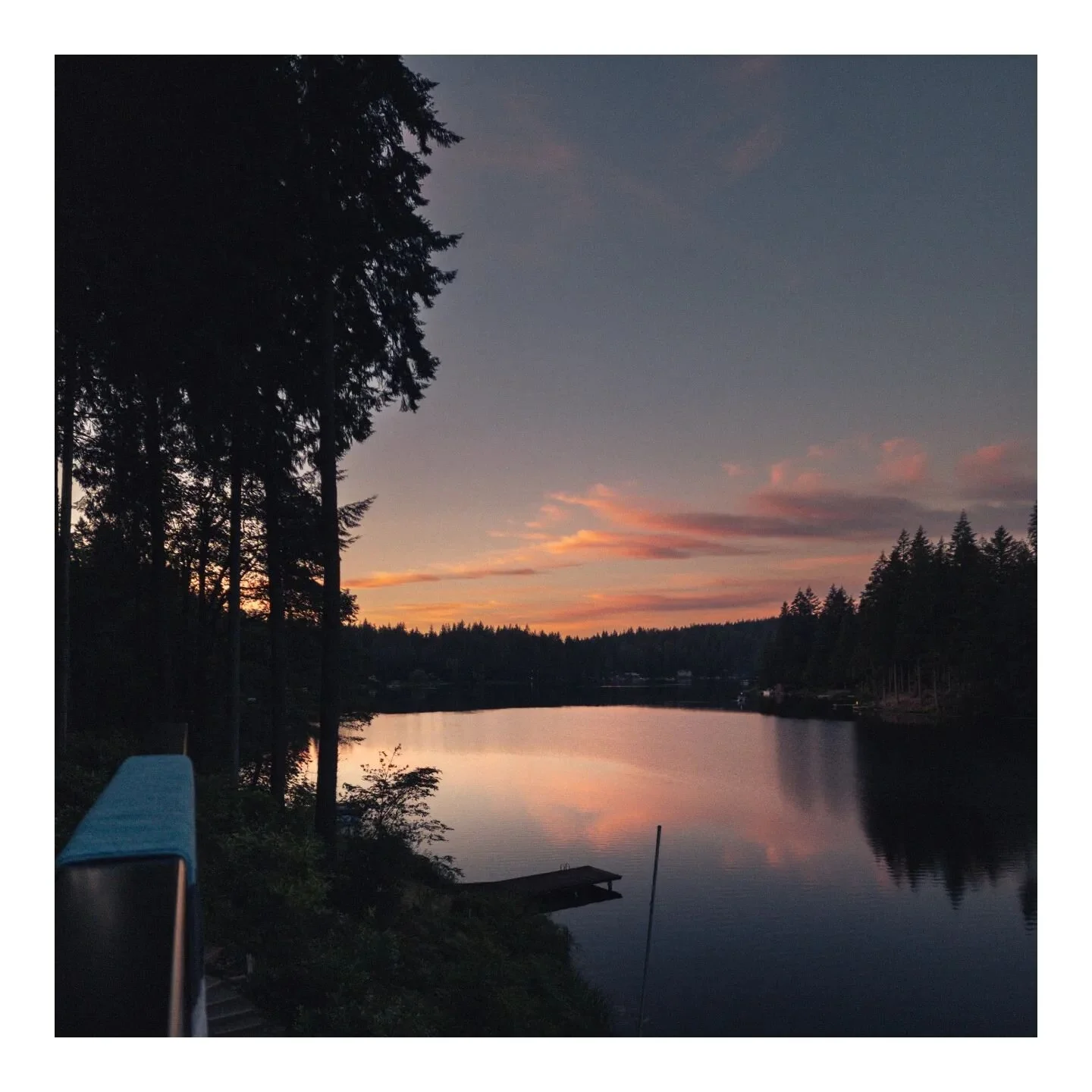 Sometimes you just need to get away...
.
.
.
#washington #photooftheday #sunset #sunsetphotography #sonya7iii #lightroom #vacation #vacationmode