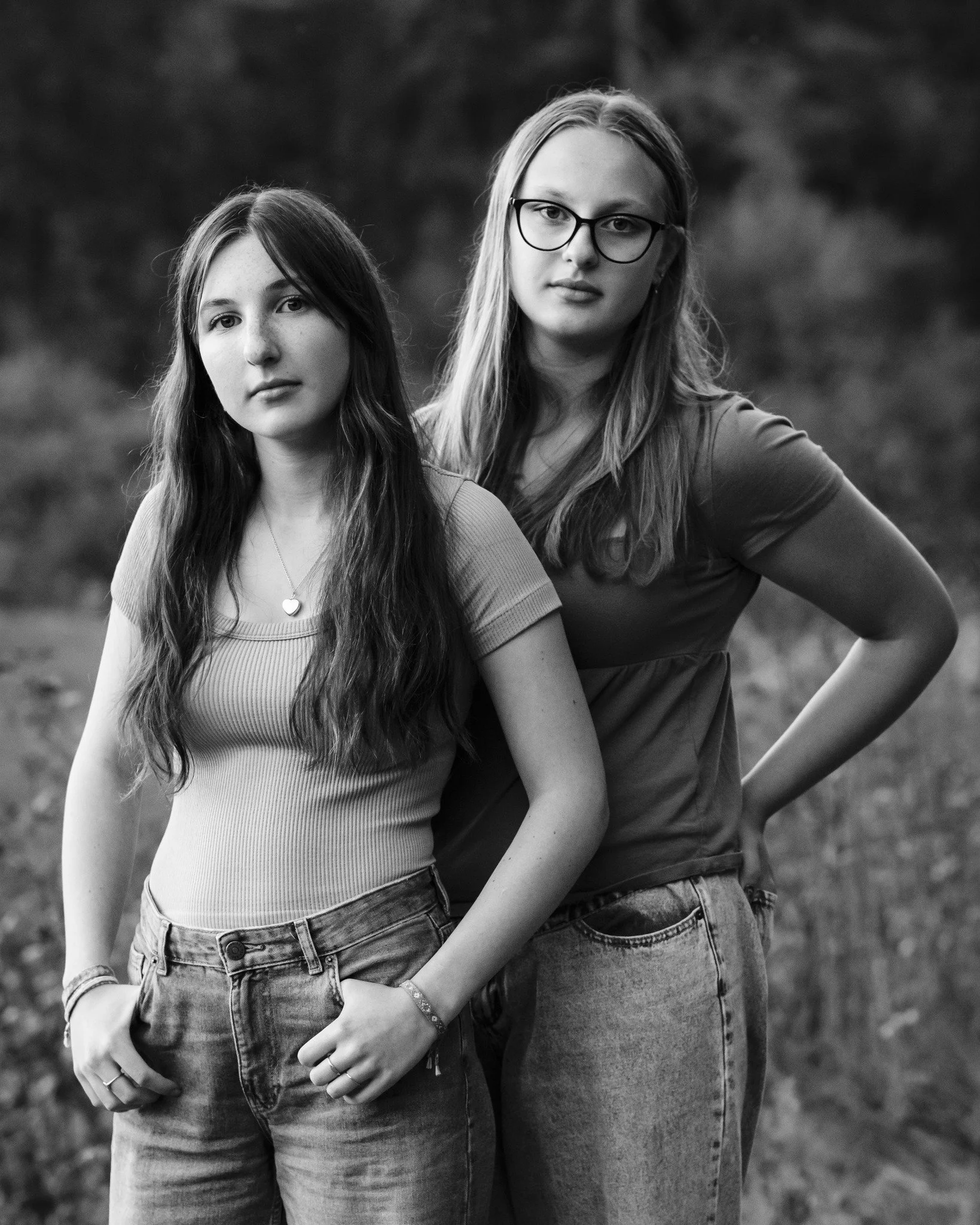 Hey Class of 2026! 🎓 It&rsquo;s your time to shine. 

My senior portrait sessions are all about capturing you ... relaxed, real, and full of personality. Let&rsquo;s explore a location that feels like you, and create portraits that truly tell your s