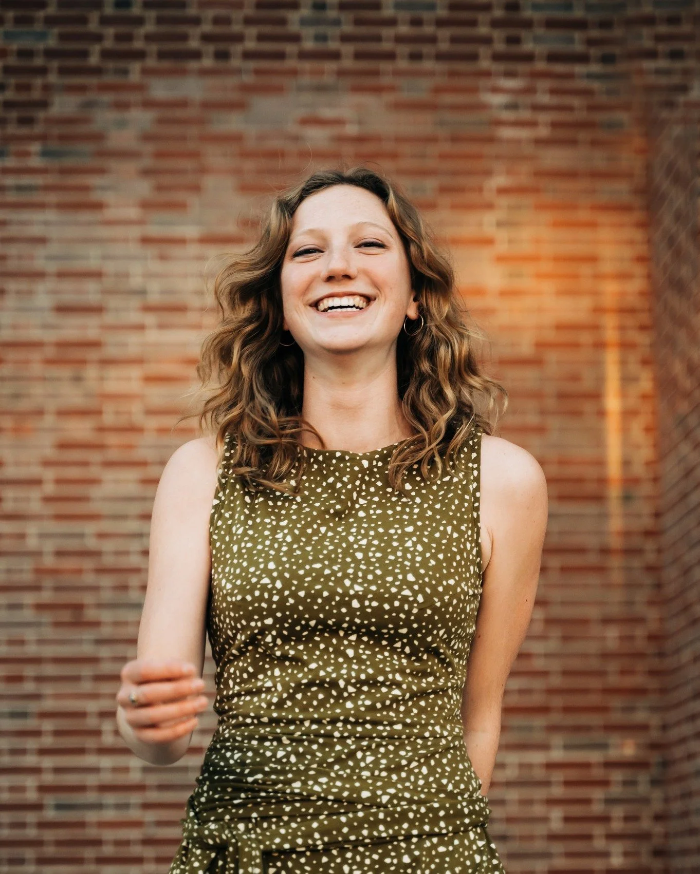 HS senior portrait 🧡
.
.

#highschoolseniorphotography #seniorportrait #seniorportraitphotography #portraitphotographer #portrait #portraiture #makeportraits #portraitphotography #peoplephotography #pursuitofportraits #portraitmode #headshots #amher