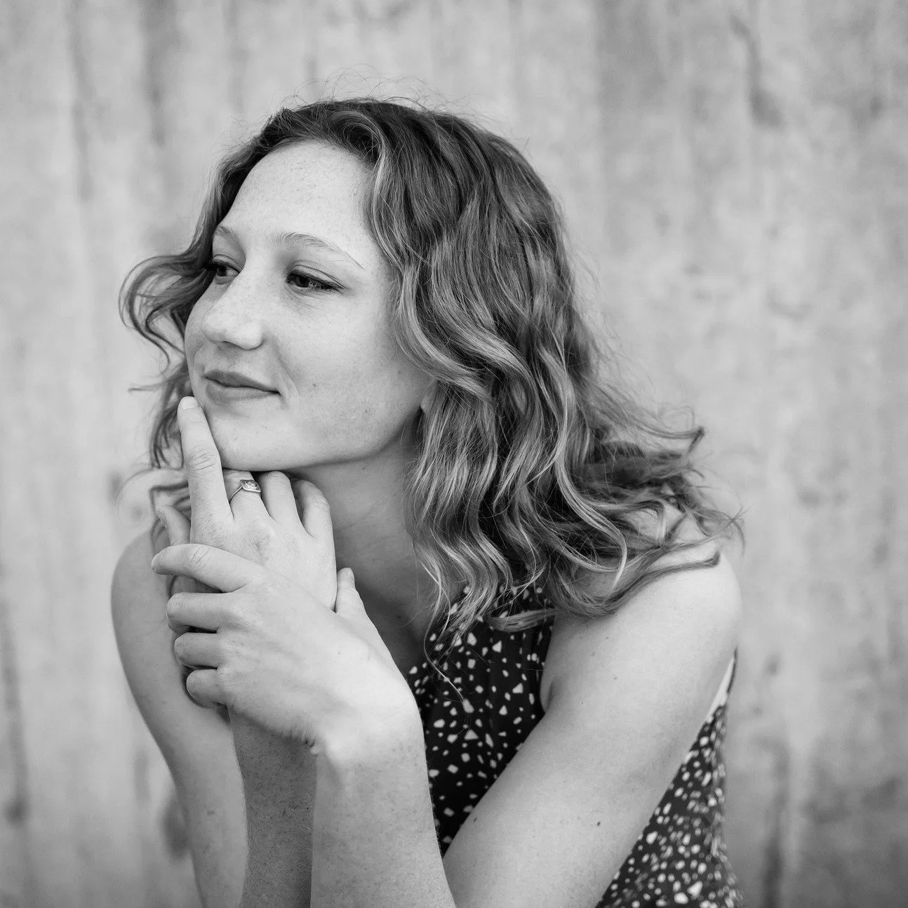 HS senior portrait 🧡
.
.

#highschoolseniorphotography #seniorportrait #seniorportraitphotography #portraitphotographer #portrait #portraiture #makeportraits #portraitphotography #peoplephotography #pursuitofportraits #portraitmode #headshots #amher