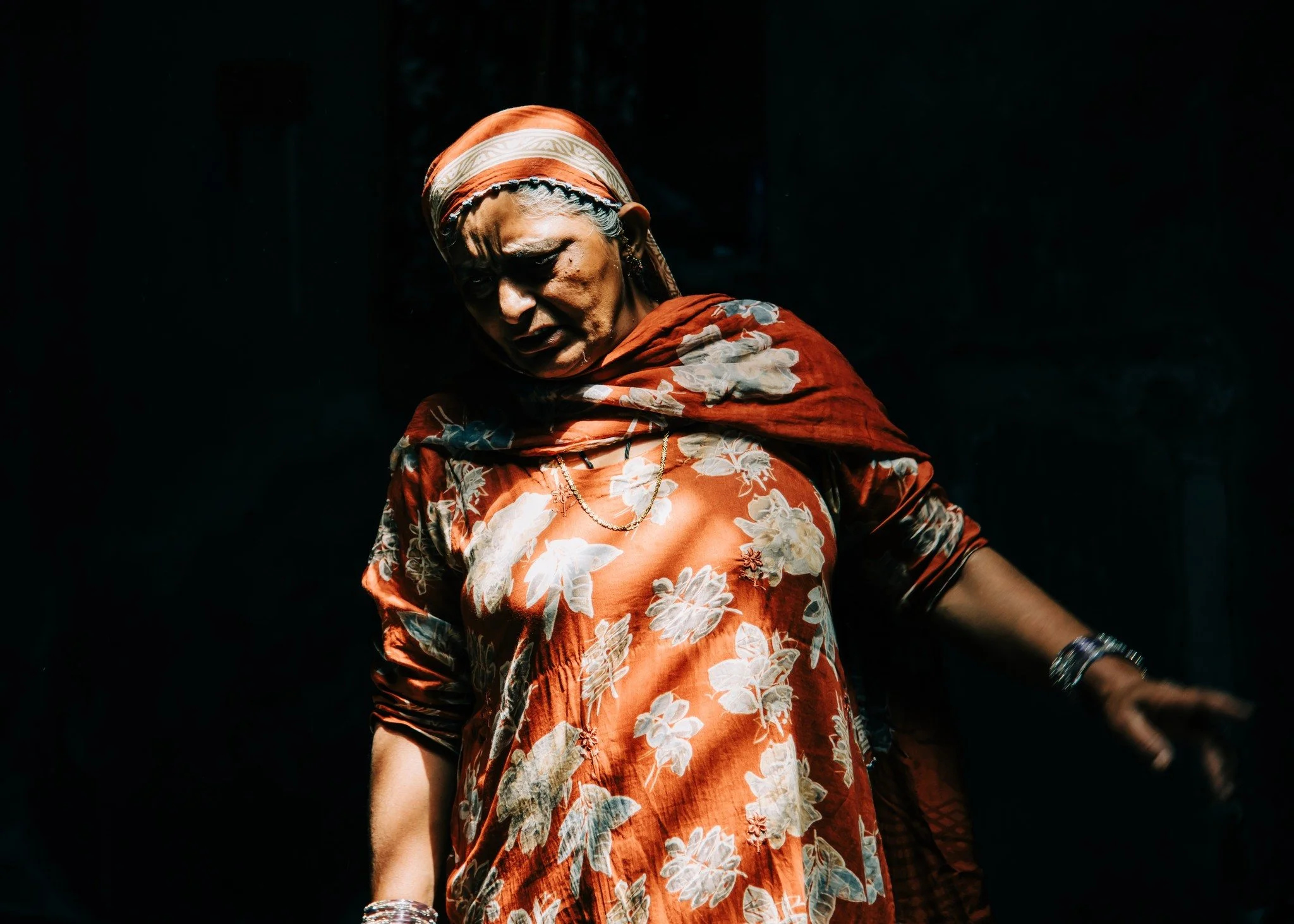 Back in Italy after two months in India&hellip; still taking it all in 🧡
I&rsquo;ve shared a little along the way, but most of my time was spent out there, not behind a screen. So many places, so many faces, and so many moments that stayed with me.
