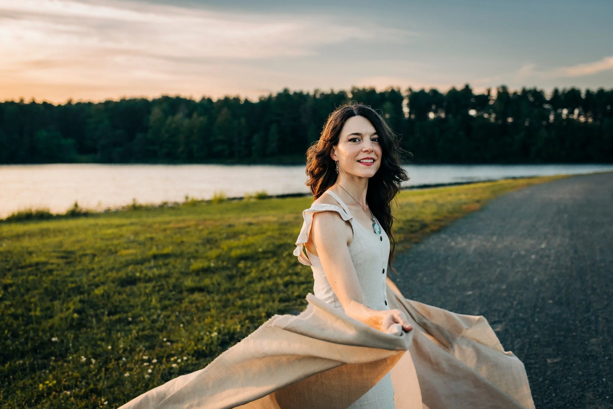 Your personal brand should reflect who you are. If that means flowy dresses, summer colors, and a favorite outdoor spot, that's exactly where we should be. 

📍Western MA
🌿 Outdoor and natural light sessions

#professioalportrait #professionalheadsh