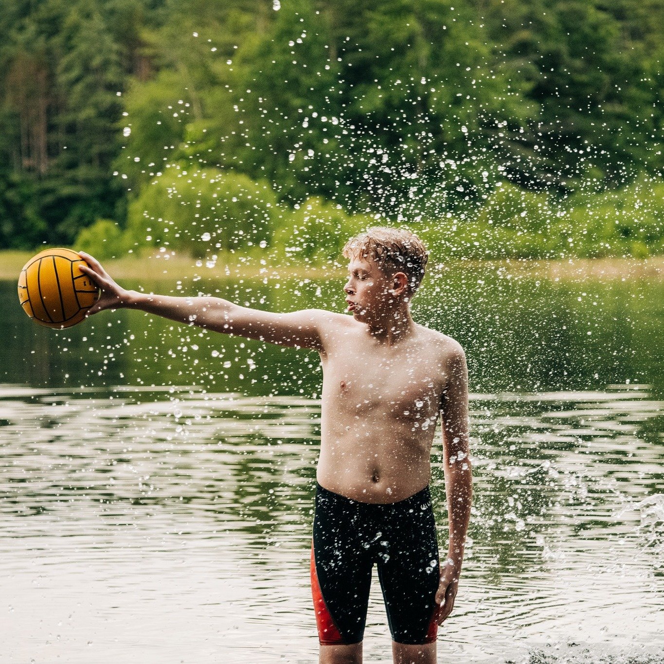 More summer fun! ☀️

I absolutely loved this one! Scroll to see how this family planned ahead to celebrate their son and his love of swimming and water sports. 💛