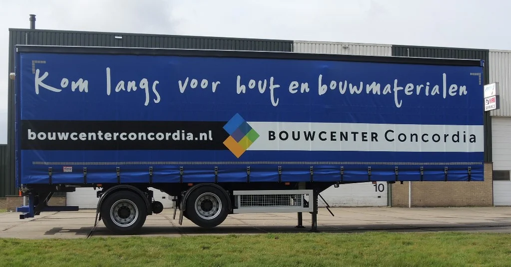 Schuifzeilcarrosserie voor Concordia te Meppel (1 van 4).jpg