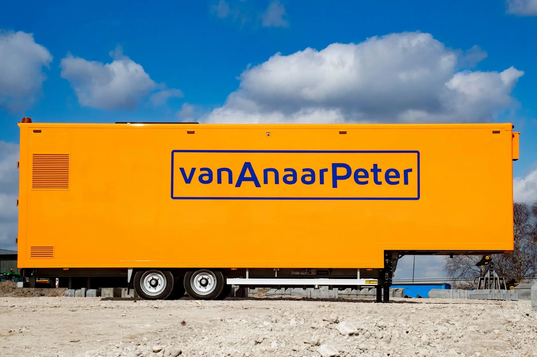 Peter Party BE oplegger rechts