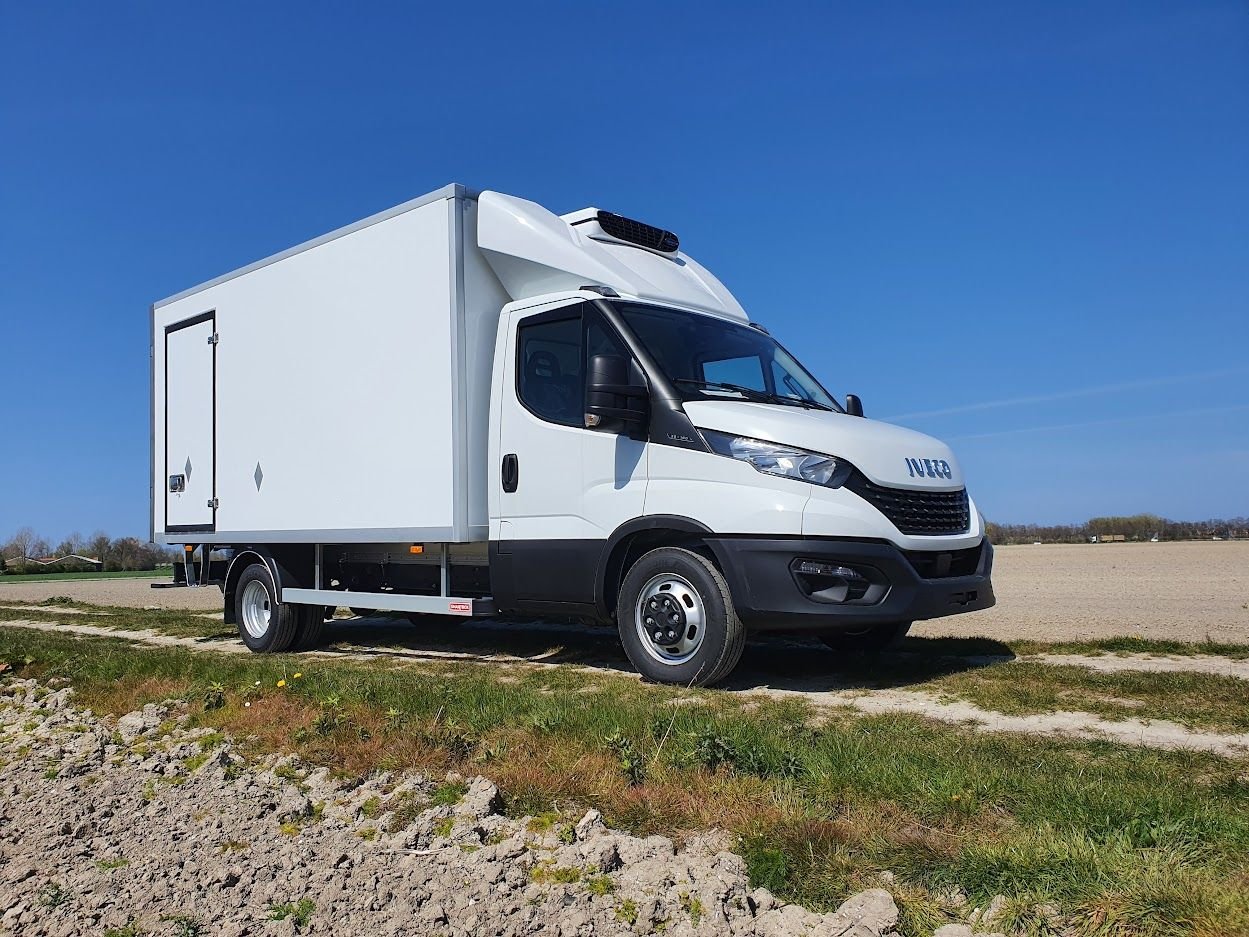 Smartbox to cool Iveco.jpg