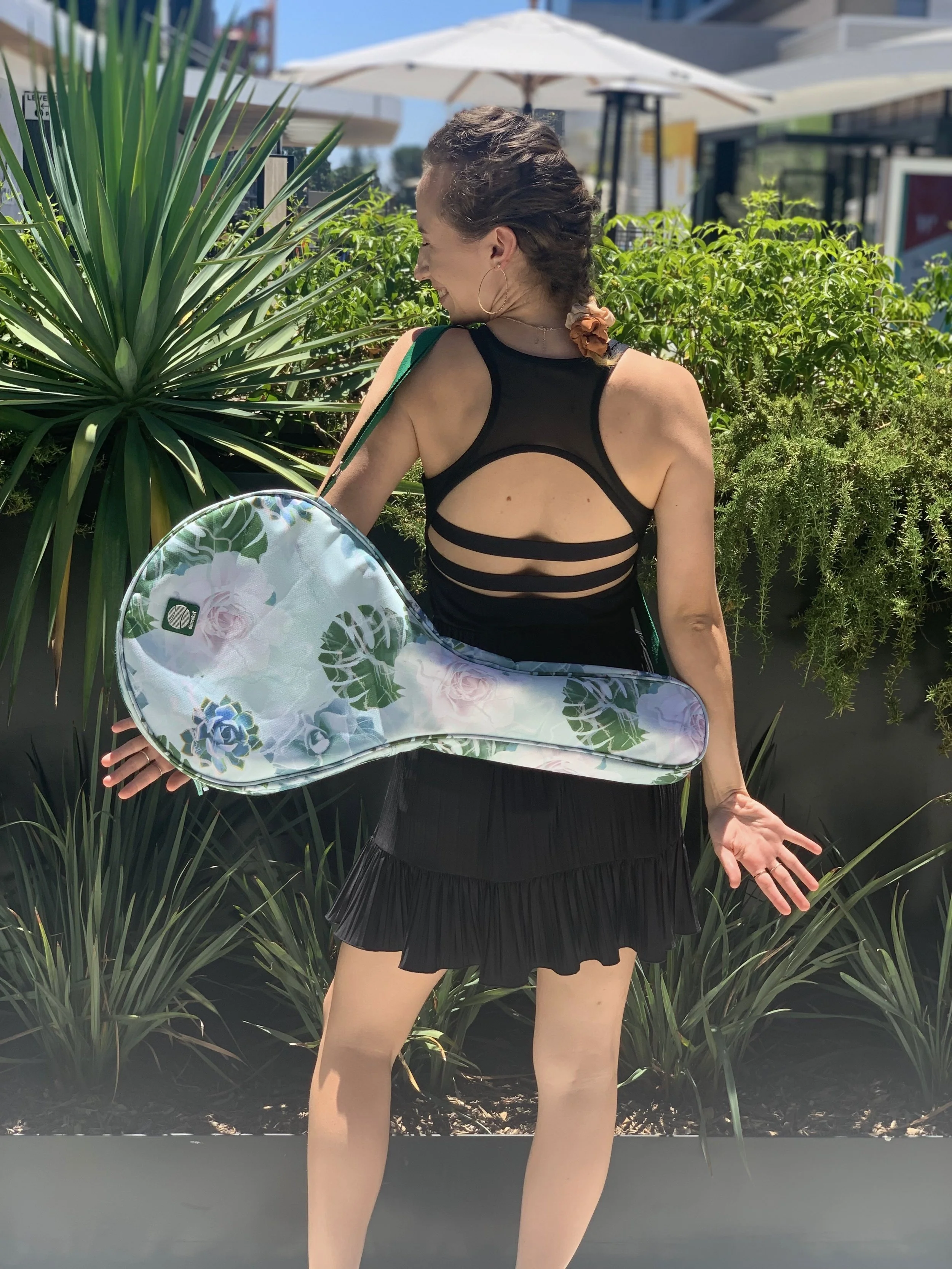 7A79AA09-04F6-48E9-8056-75E68A1E9E11