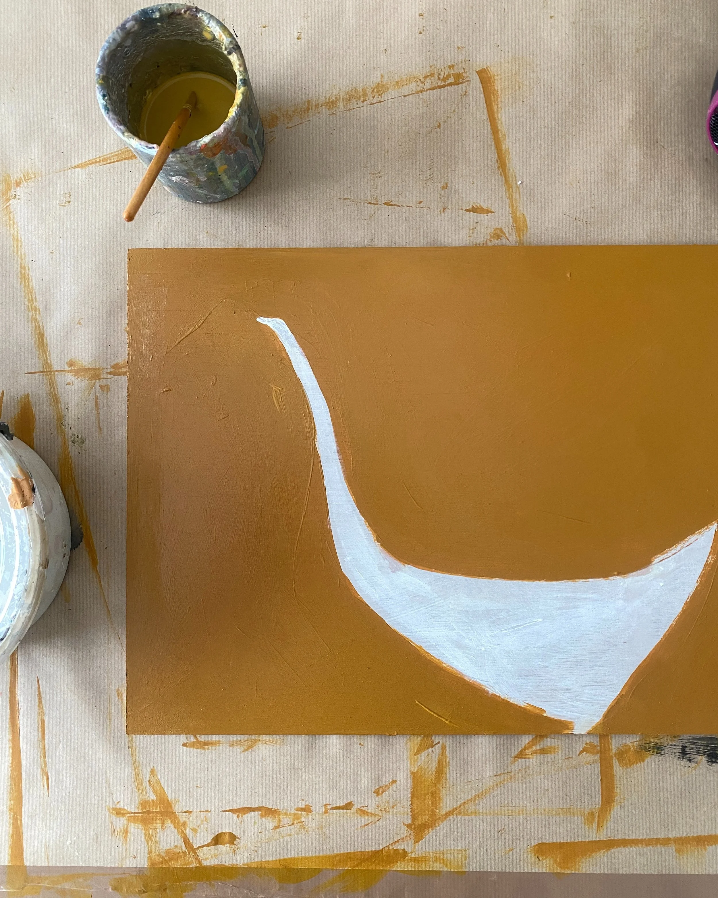 Hello Friends ❤️

Shape, Shape, Shape.
Sometimes, when feeling a bit out of sorts, it's a good idea to enter the house of creativity through the side window, instead of trying at a locked front door 🚪

By this I mean, instead of drawing or painting,