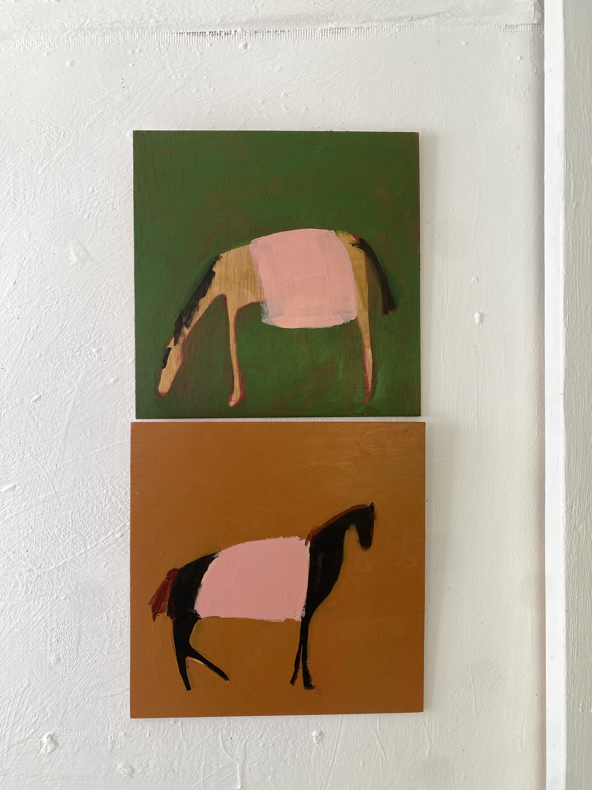 Samantha Barnes:   Modern Folk Animals.  Horse paintings