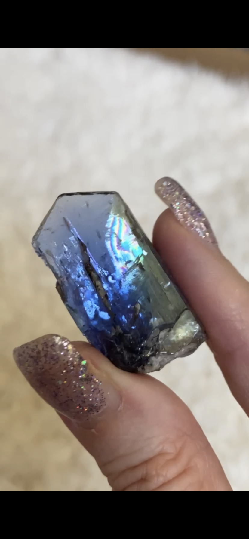 6C7B66B7-8F15-4EDE-9A10-FCBA5725F8B0