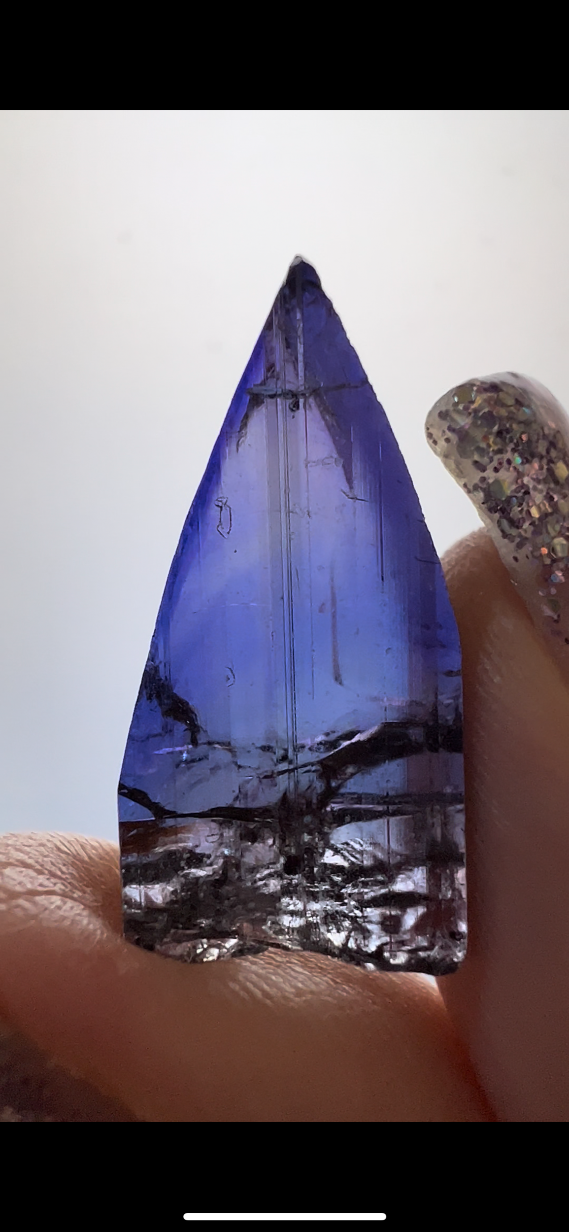 90E61103-FB3E-4608-85BF-0C51A2A39CE2